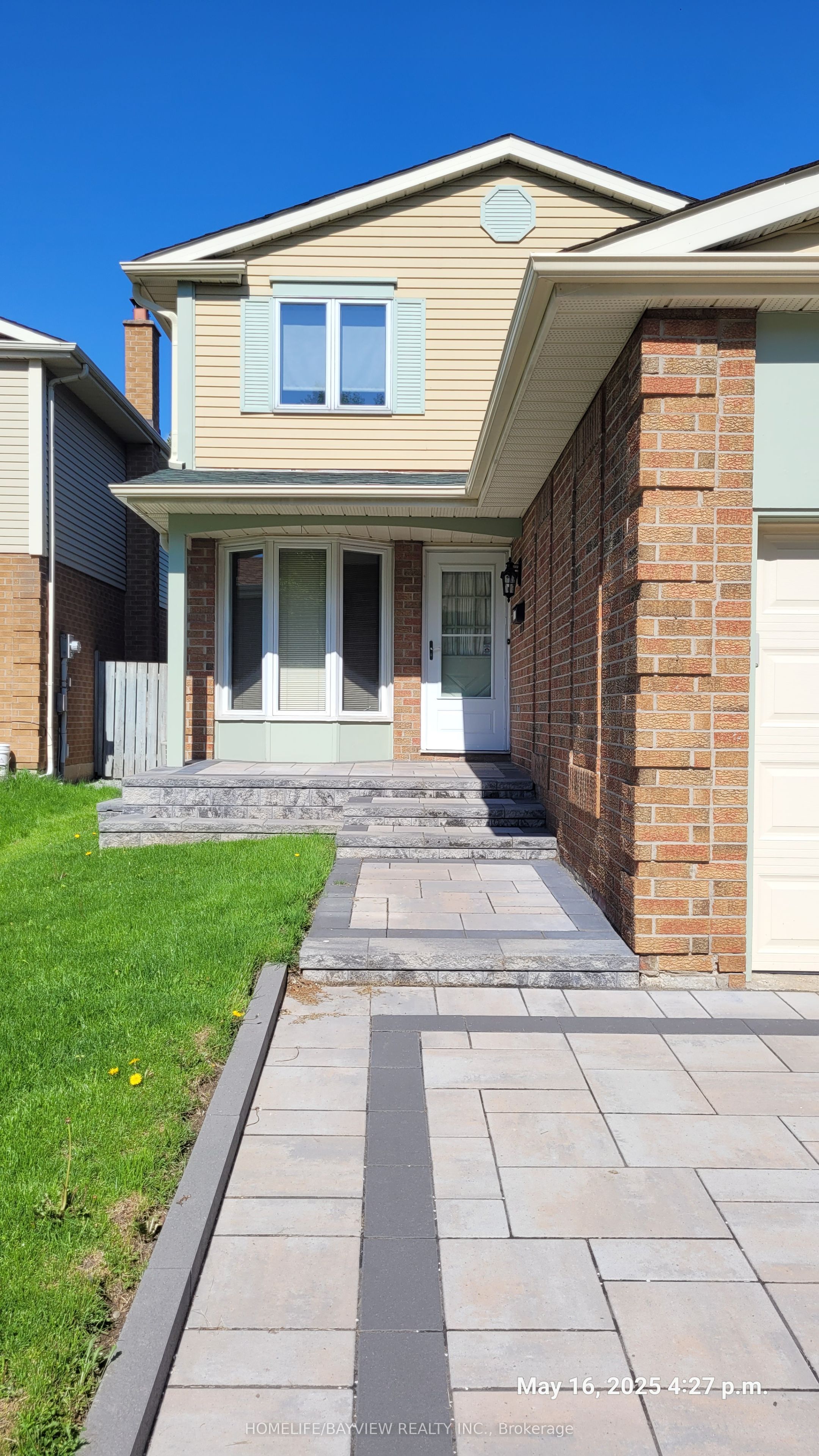 87 Moorehouse Drive Property Photo 3
