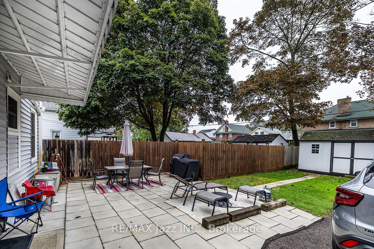 97 Adelaide Avenue E East Property Photo 6