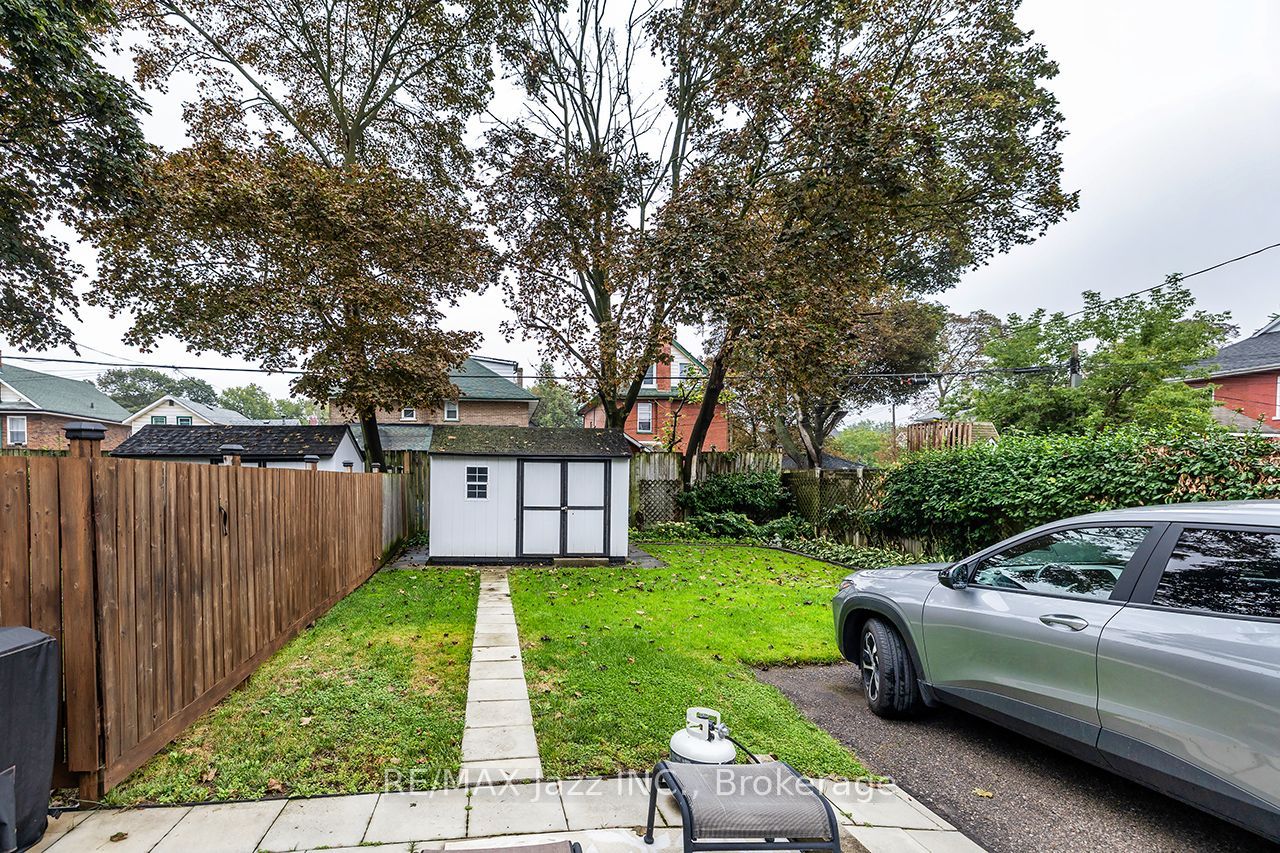 97 Adelaide Avenue E East Property Photo 8