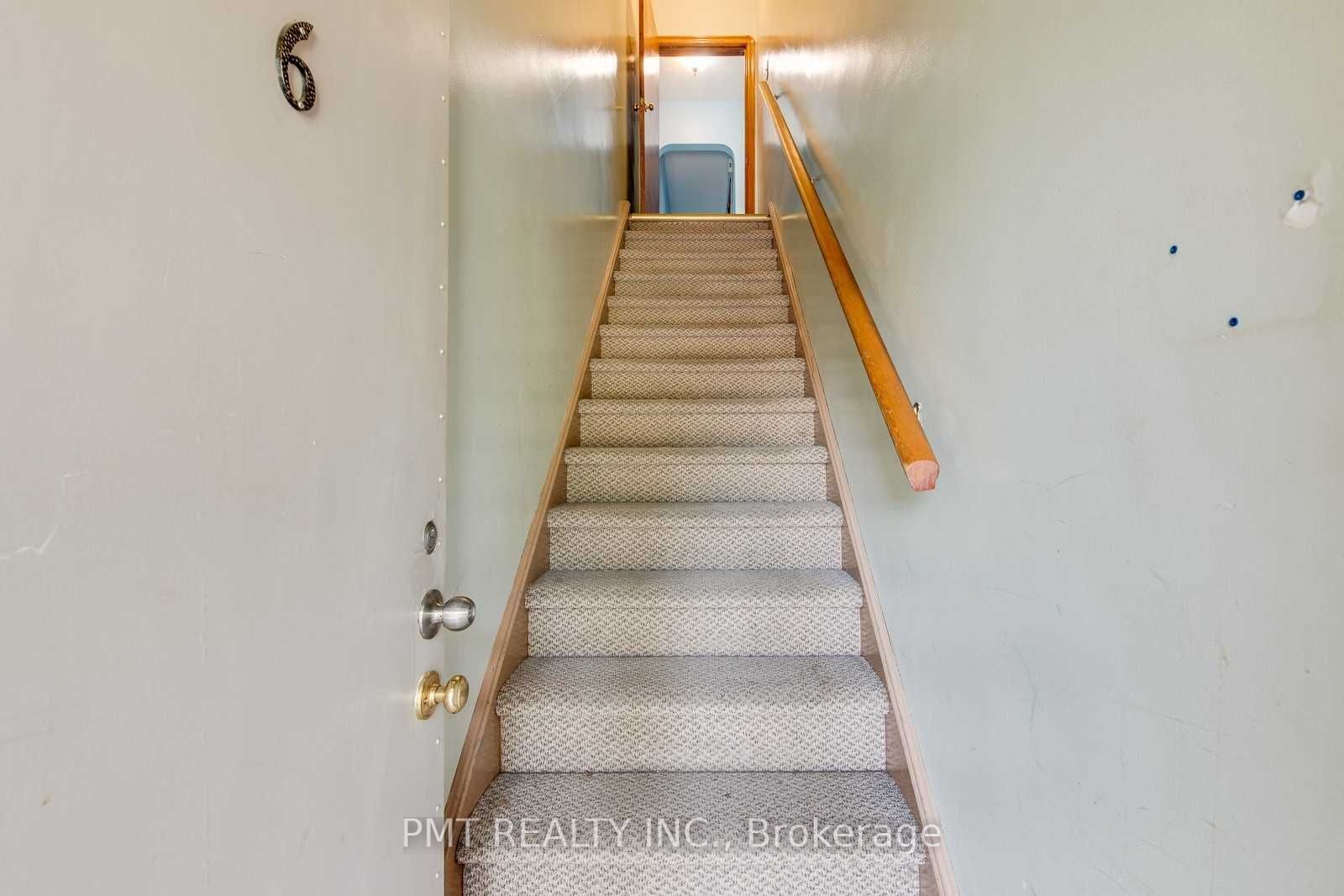 58 Leyton Avenue 6 Property Photo 4
