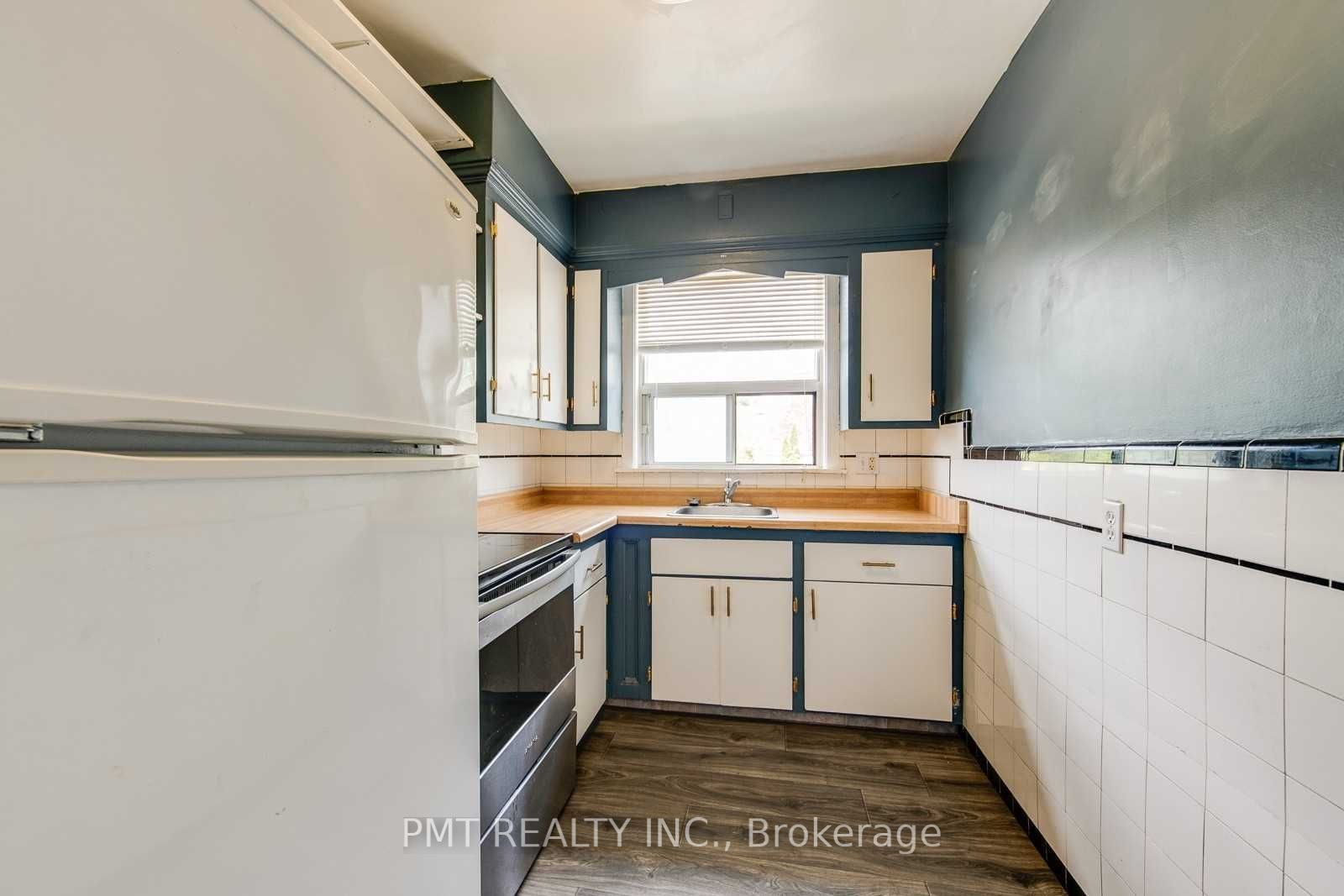 58 Leyton Avenue 6 Property Photo 6