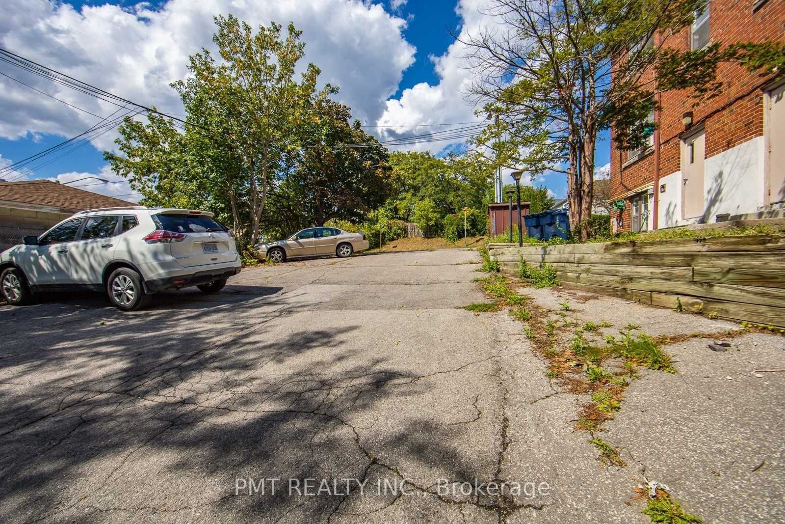 58 Leyton Avenue 6 Property Photo 12
