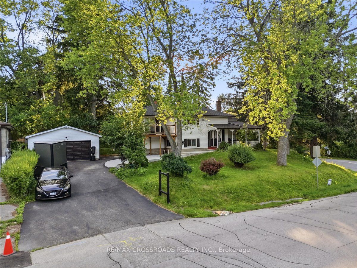 239 Island Road