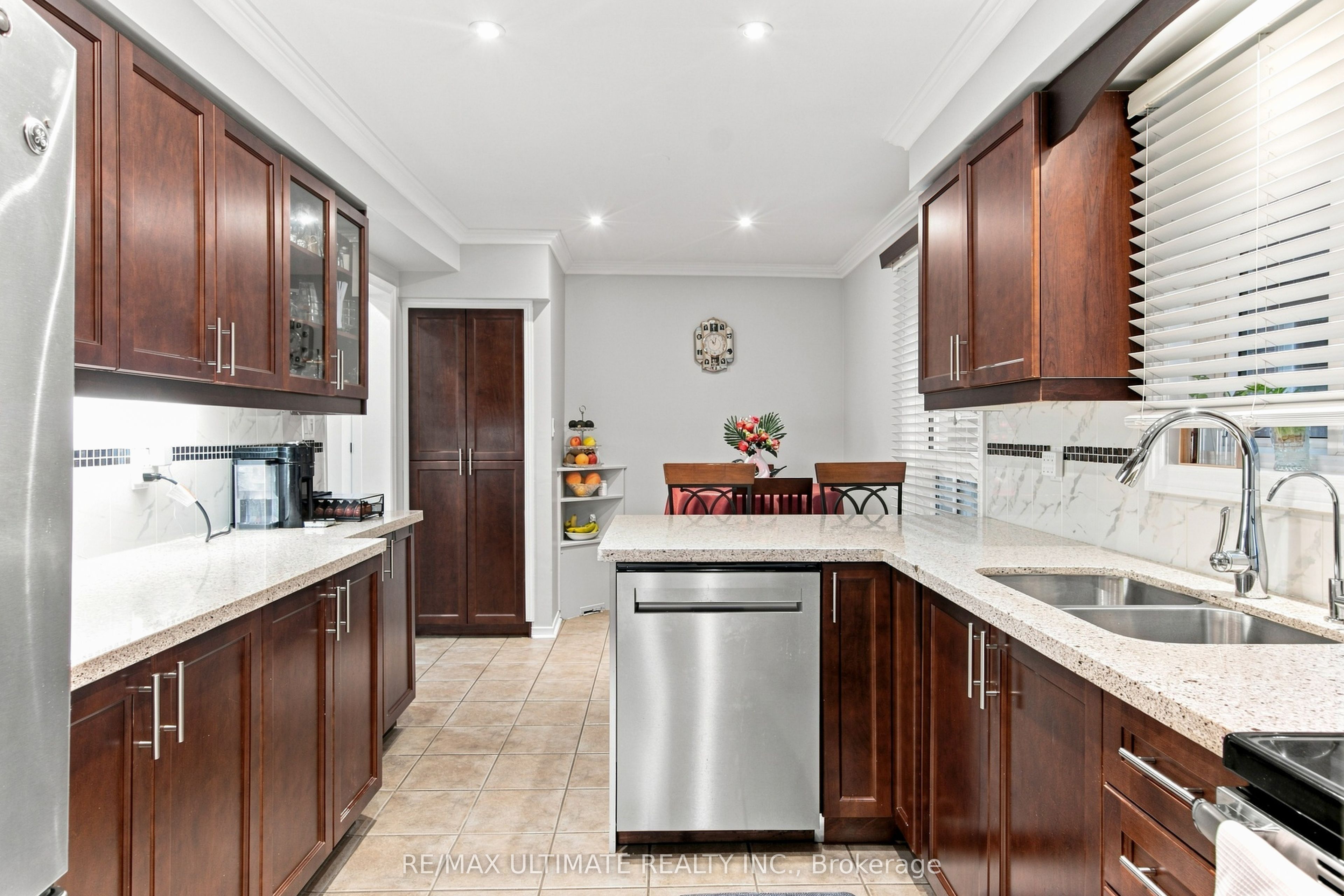 73 Cluett Drive Property Photo 13
