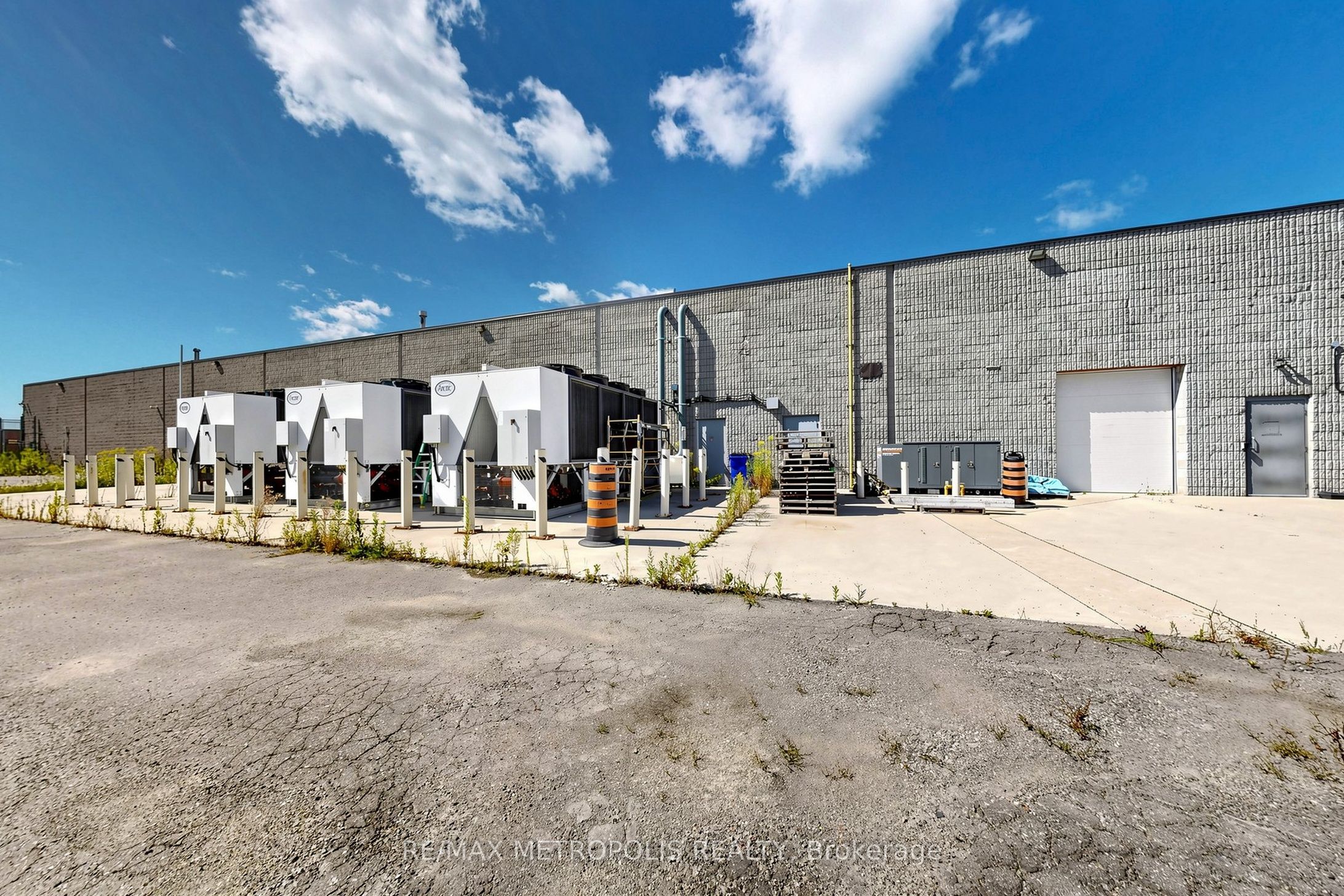 1773 Bayly Street Property Photo 6