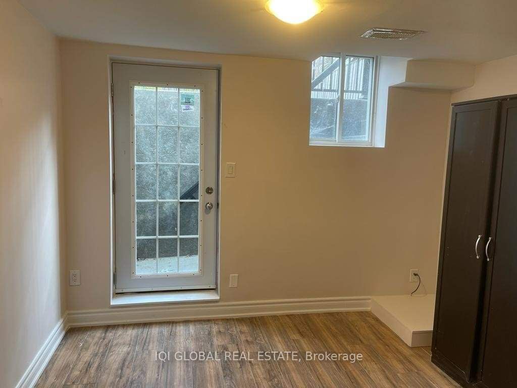 29 Nobbs Drive Bsmt Property Photo 4