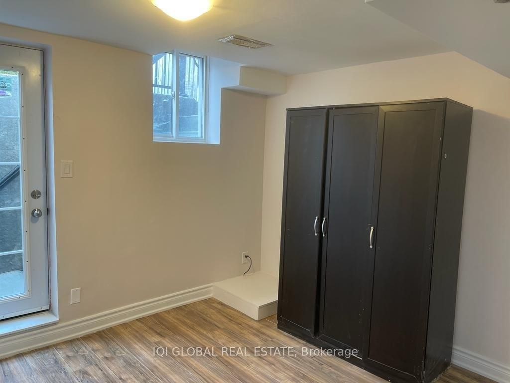 29 Nobbs Drive Bsmt Property Photo 5