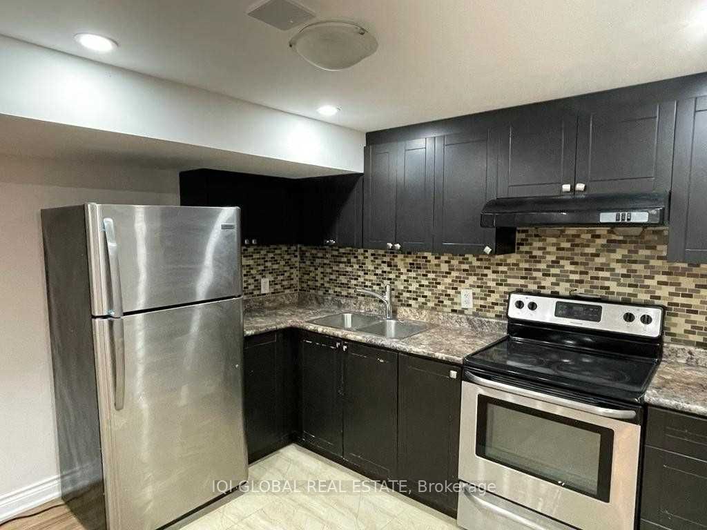 29 Nobbs Drive Bsmt Property Photo 16