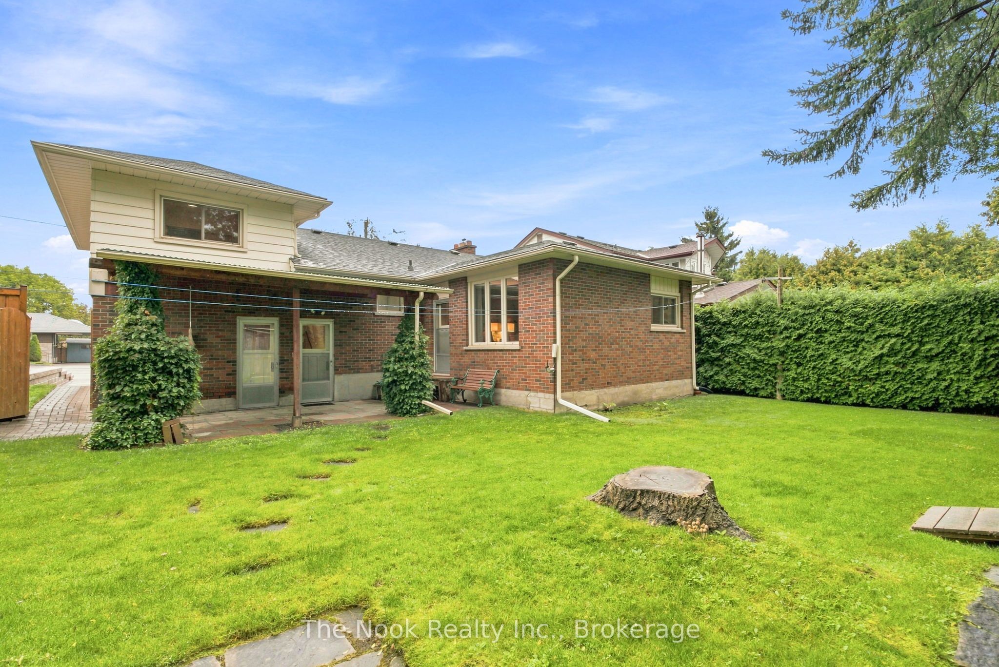355 Ridgeway Avenue Property Photo 2