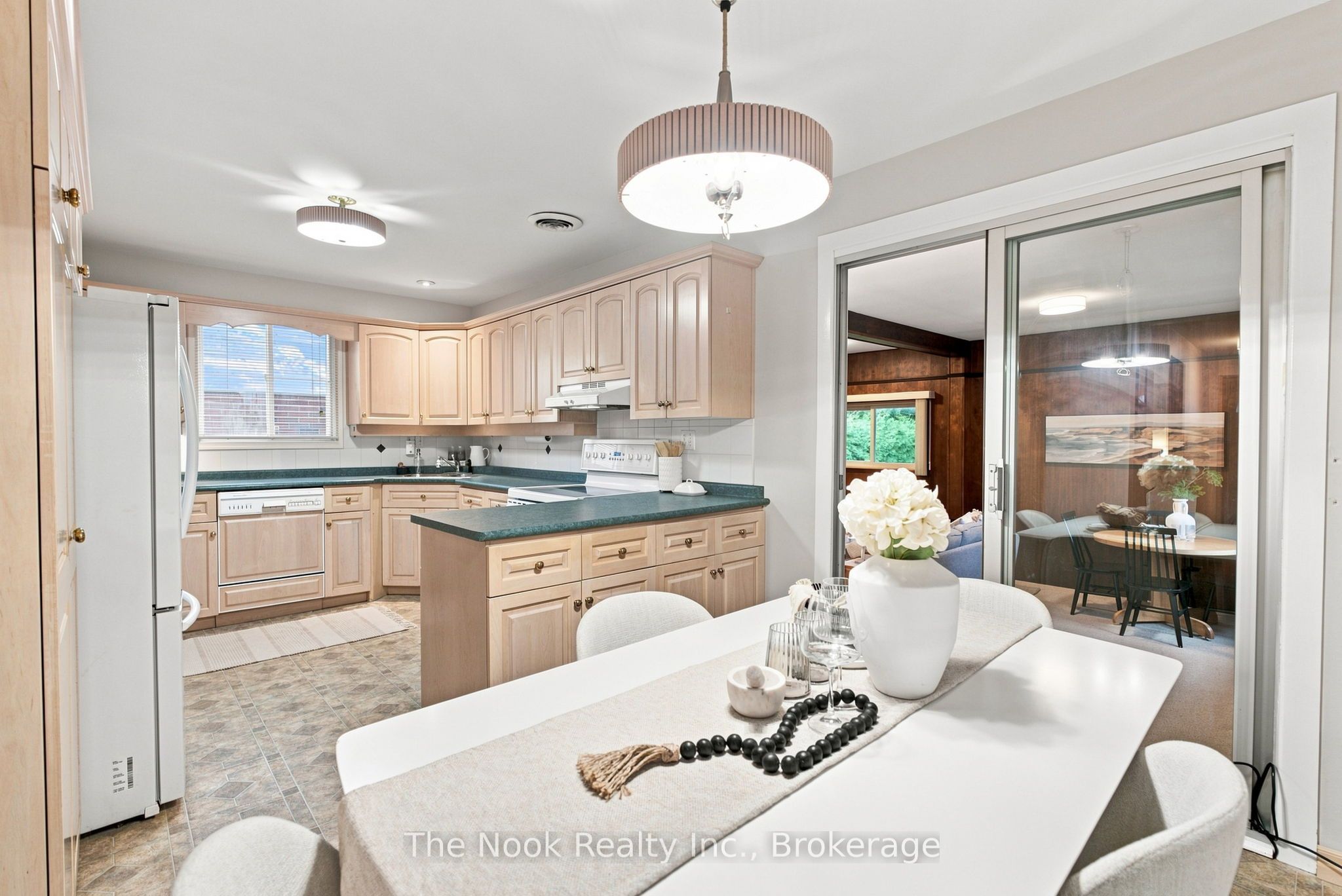 355 Ridgeway Avenue Property Photo 15