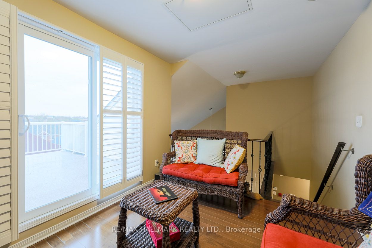 649d Warden Avenue 24 Property Photo 17