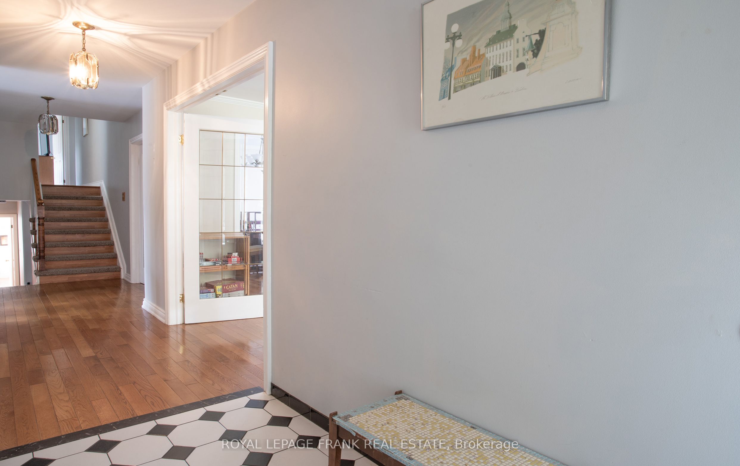 312 Cumberland Court Property Photo 6