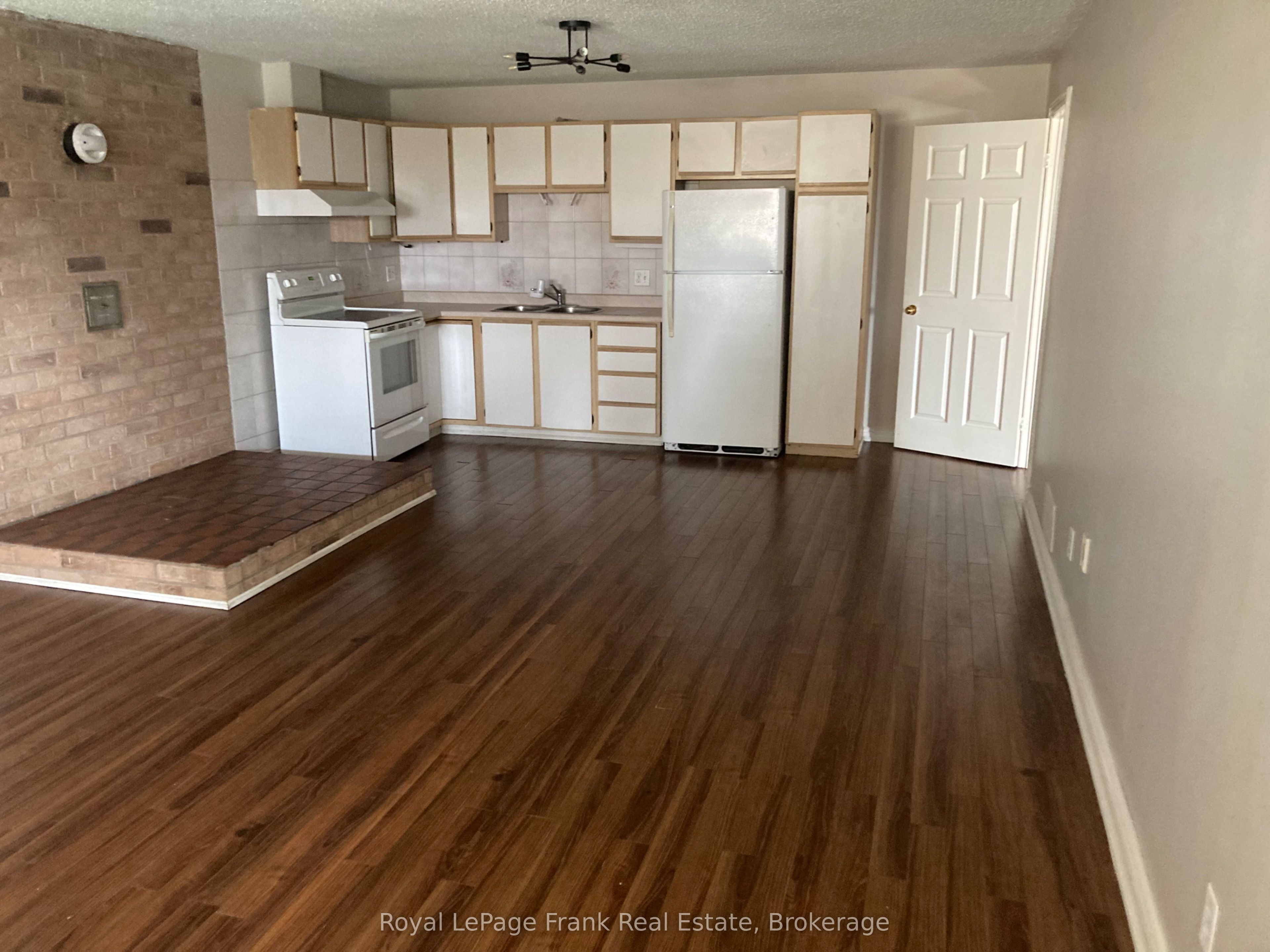 312 Cumberland Court Property Photo 44