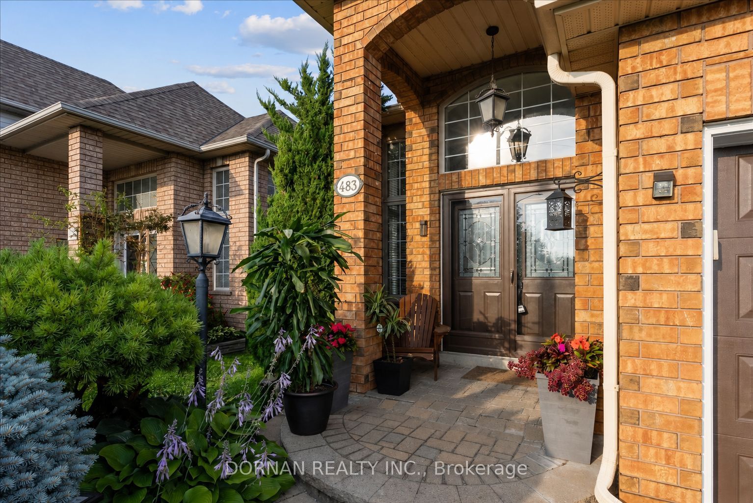 483 Ormond Drive Property Photo 2