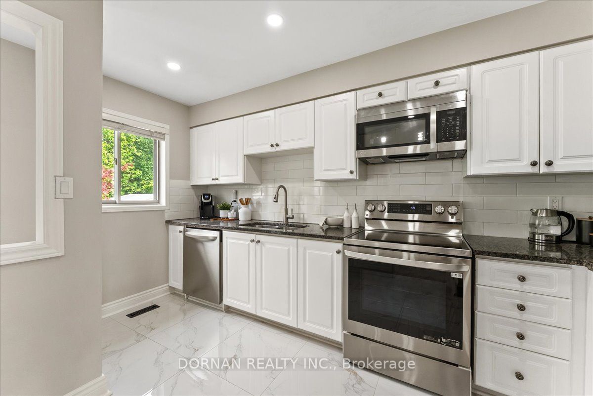 483 Ormond Drive Property Photo 11