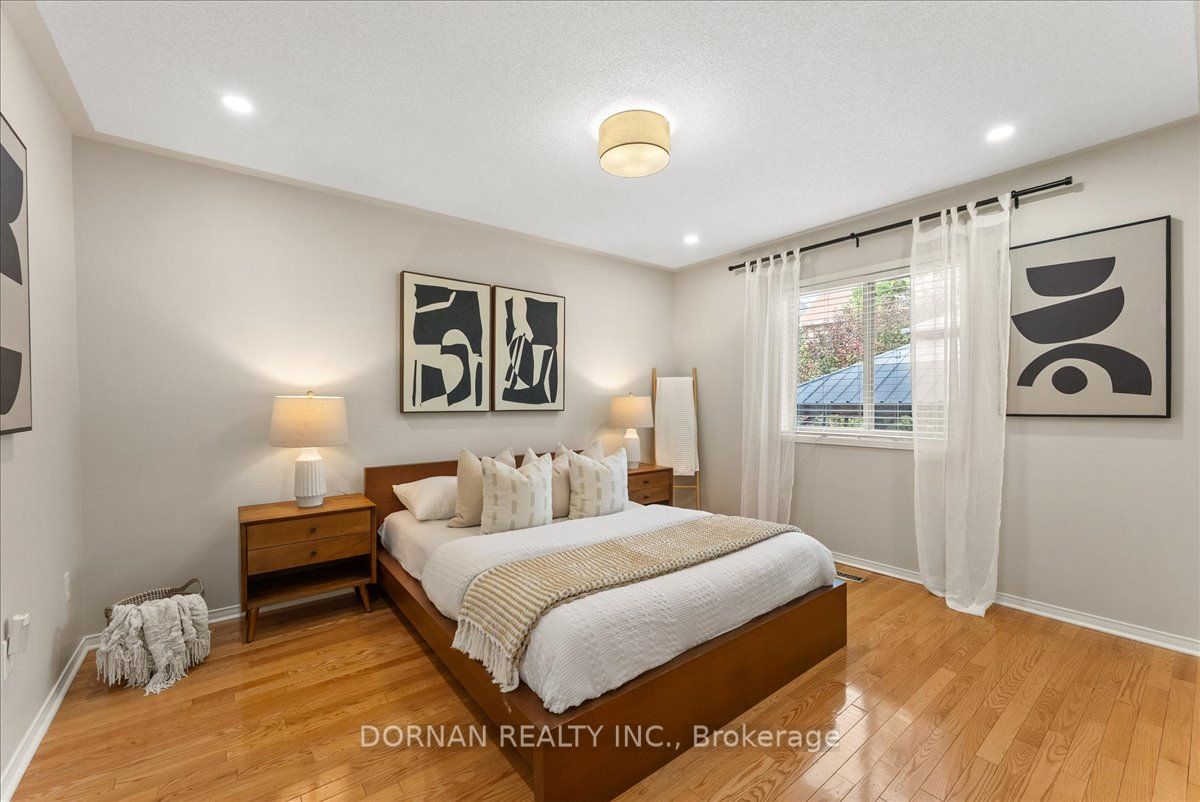 483 Ormond Drive Property Photo 16