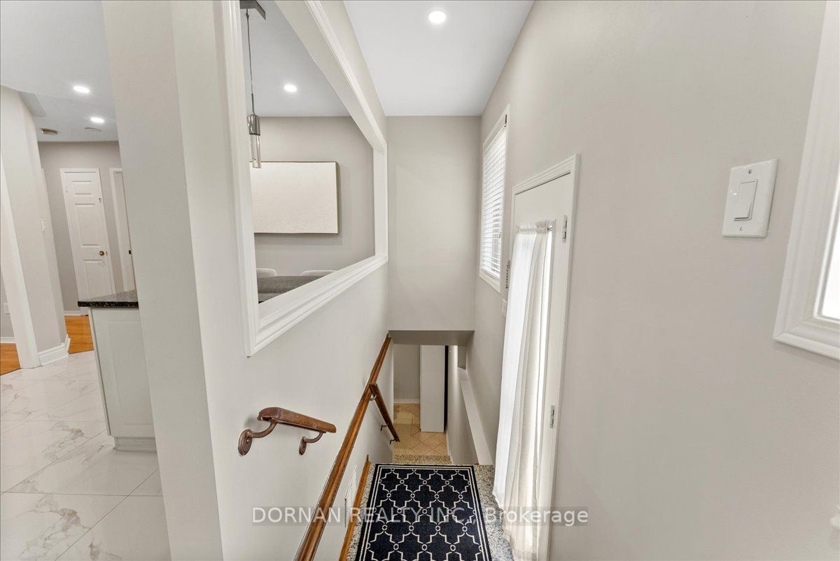 483 Ormond Drive Property Photo 22