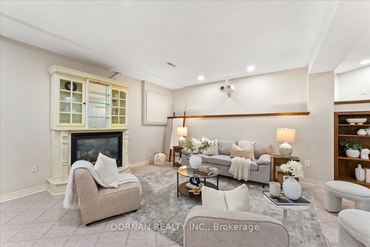 483 Ormond Drive Property Photo 23