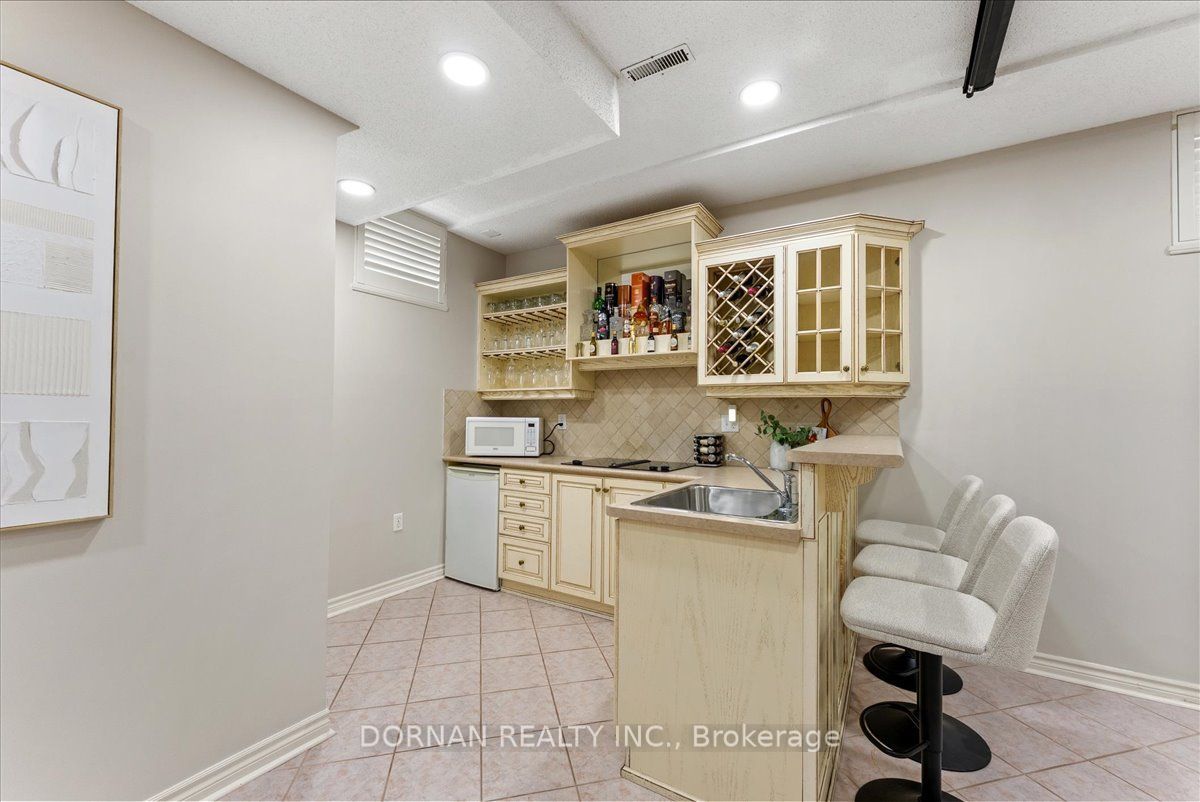 483 Ormond Drive Property Photo 26