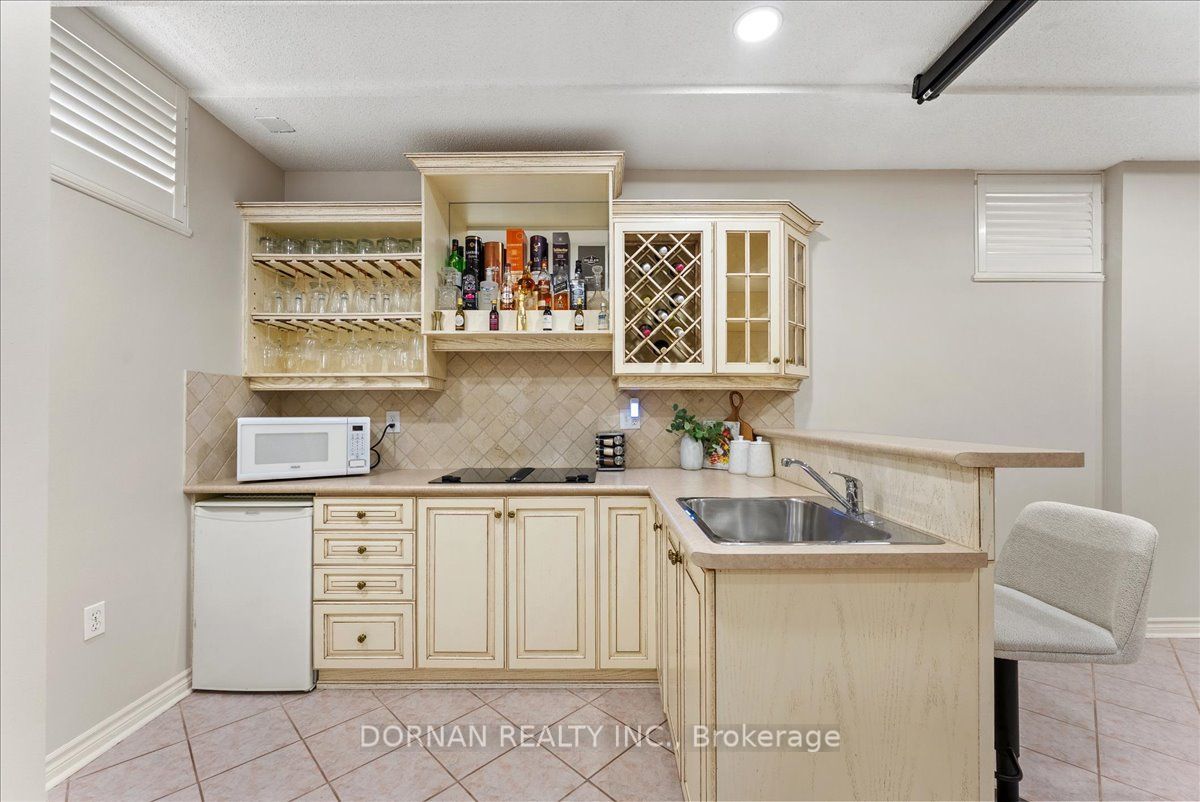 483 Ormond Drive Property Photo 27