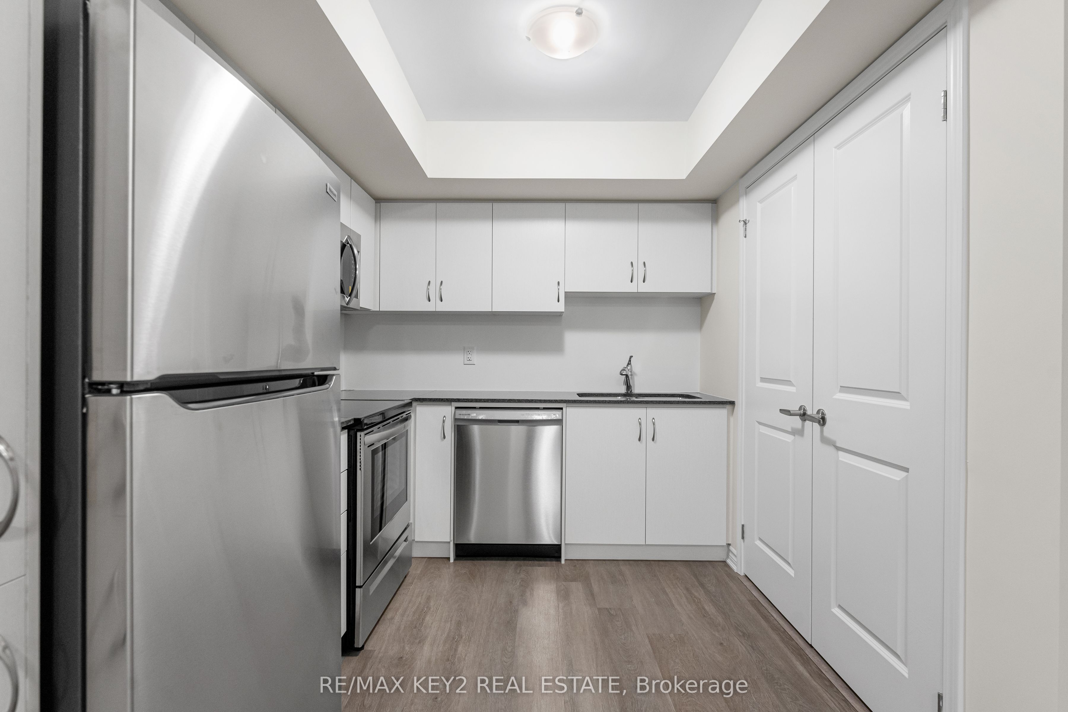 2789 Eglinton Avenue E 407 Property Photo 4