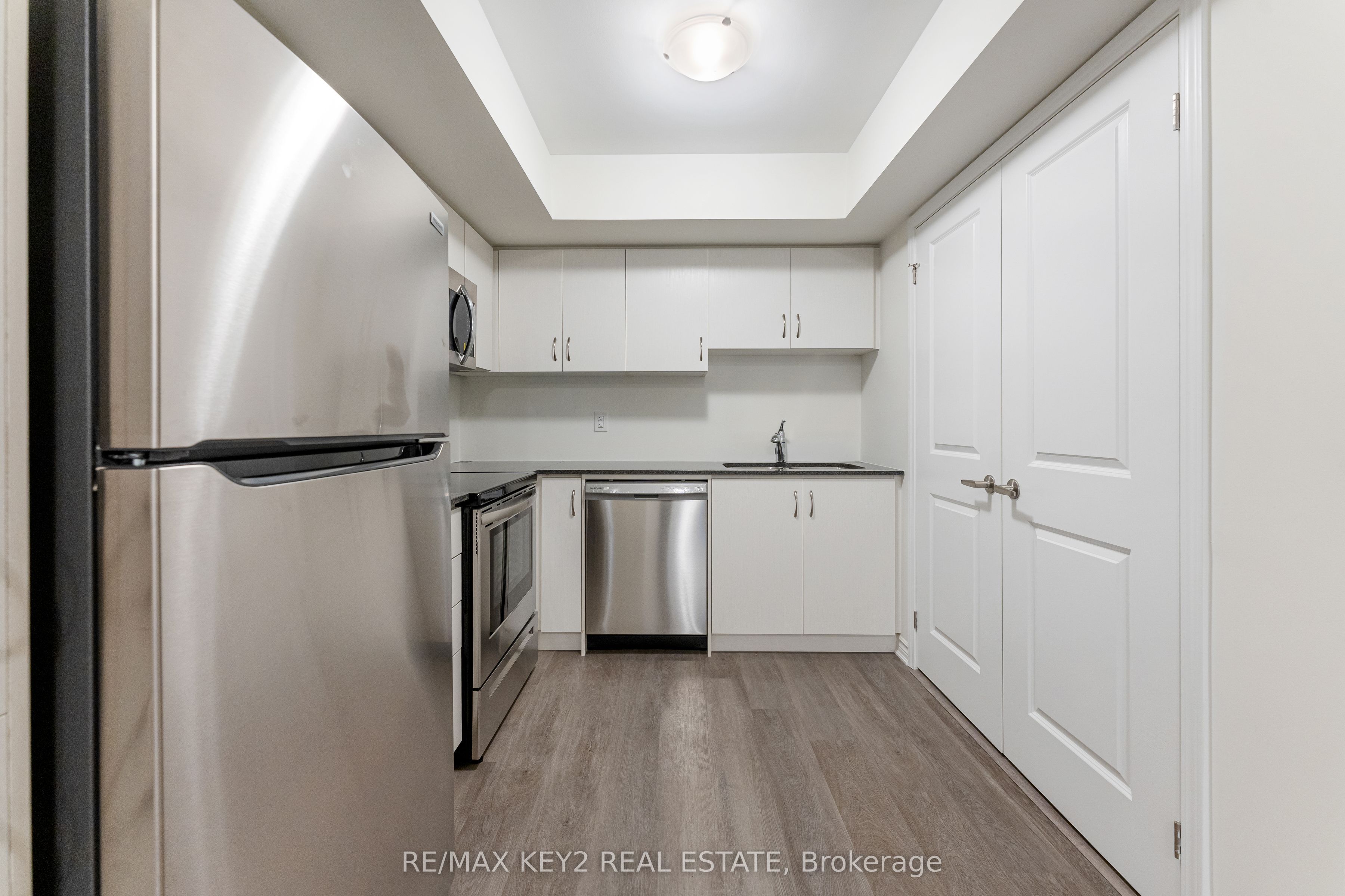 2789 Eglinton Avenue E 407 Property Photo 6