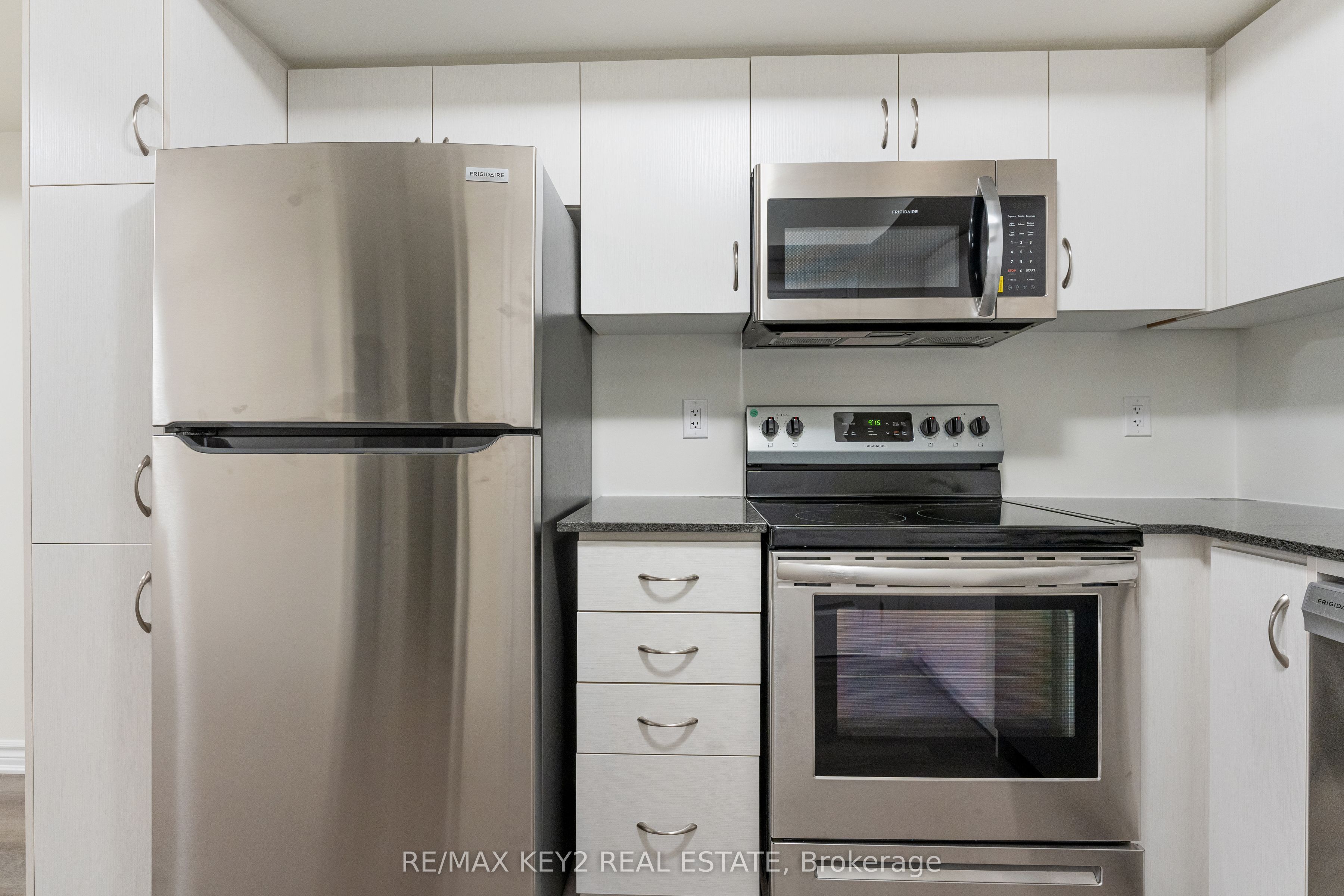 2789 Eglinton Avenue E 407 Property Photo 7