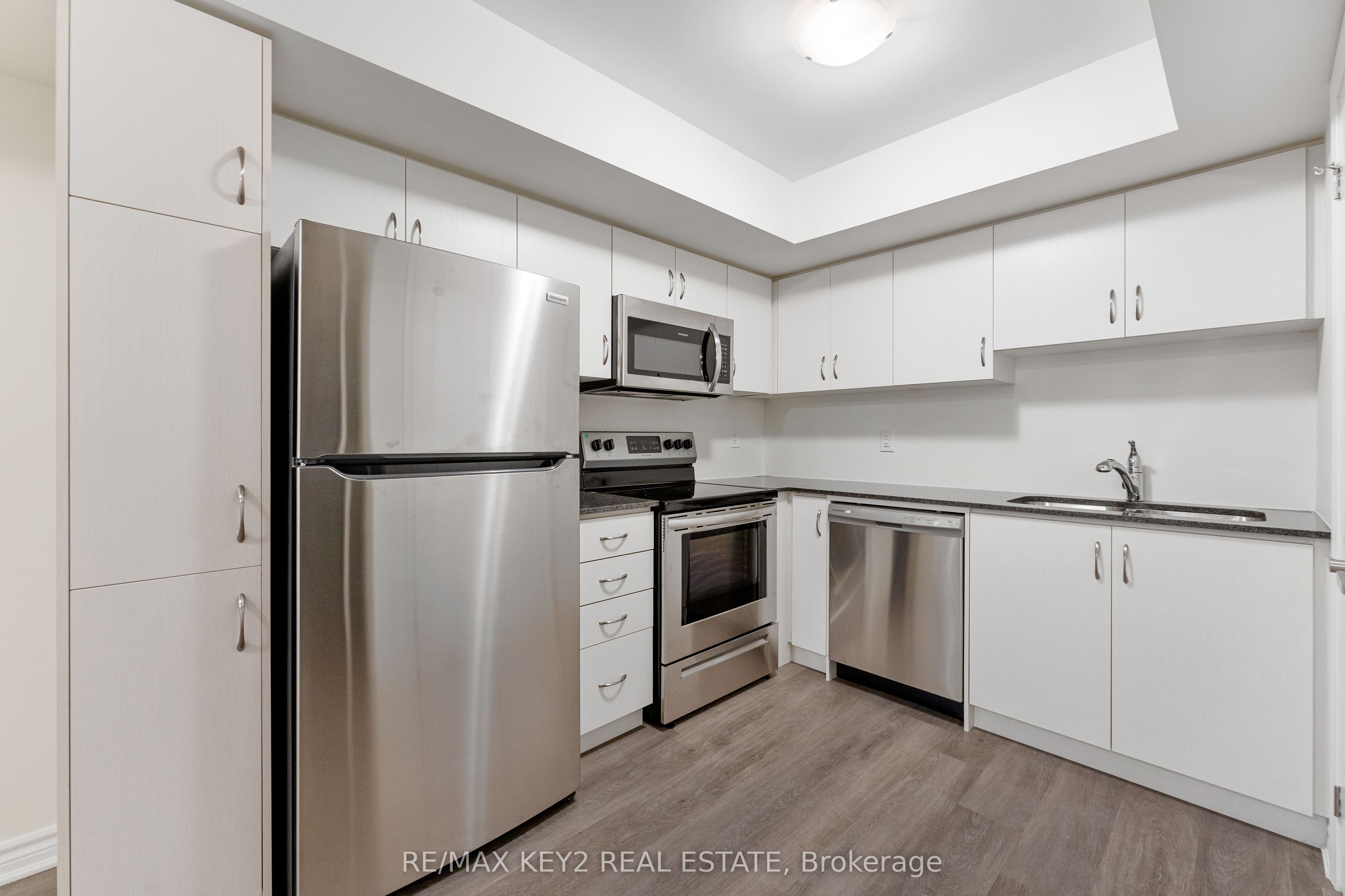 2789 Eglinton Avenue E 407 Property Photo 8