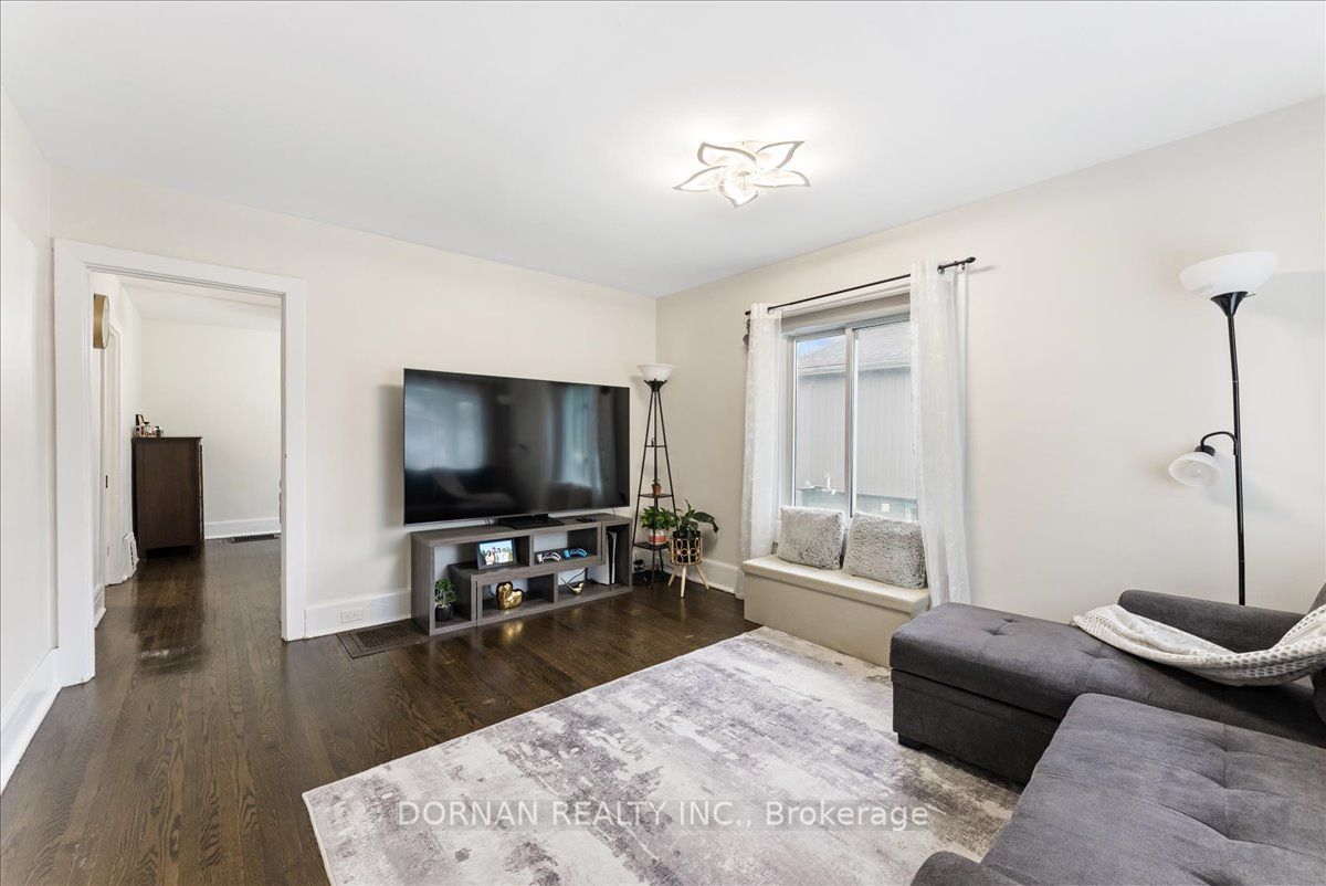 207 Verdun Road Property Photo 6