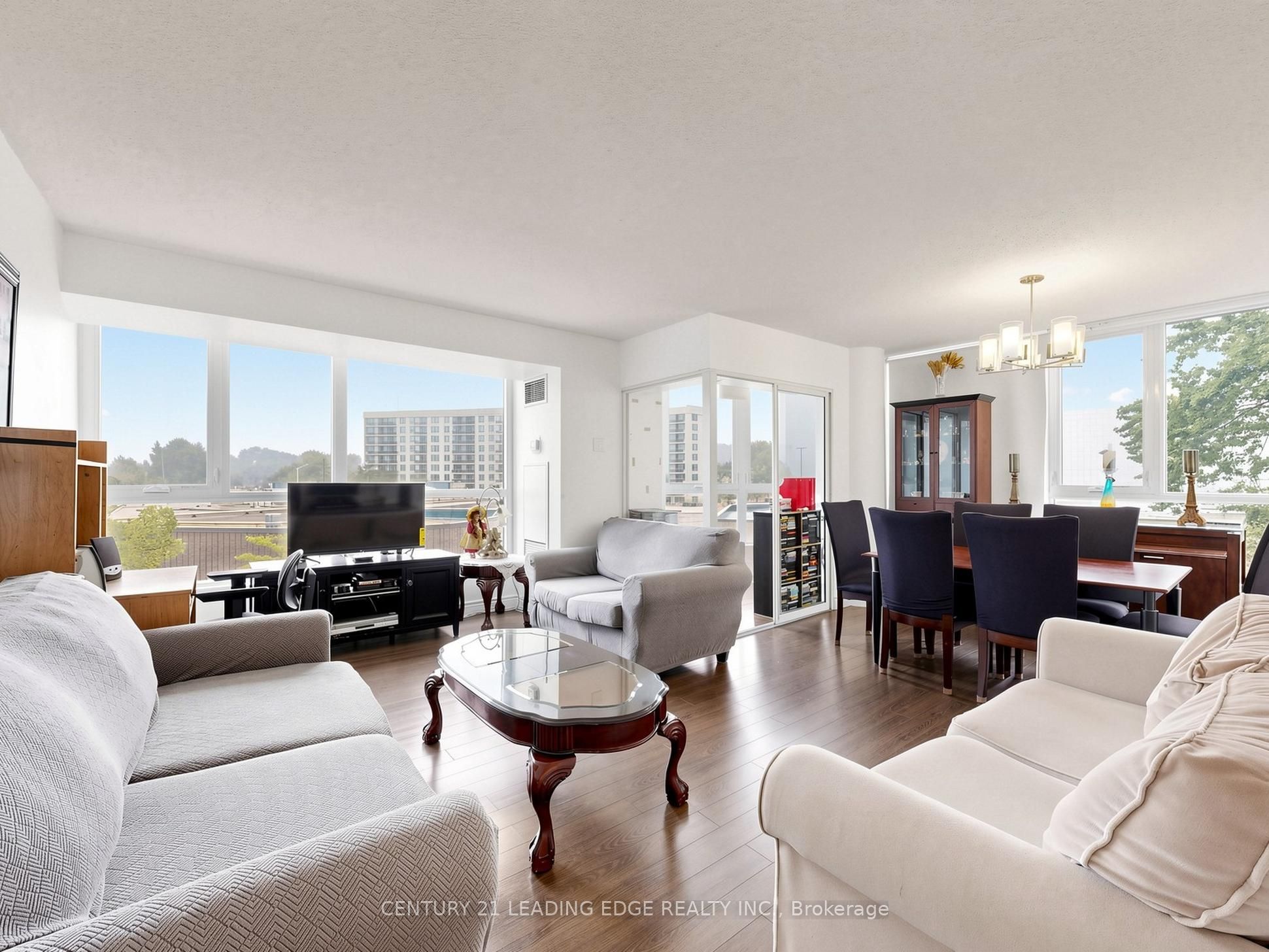 3231 Eglinton Avenue E 204 Property Photo 15