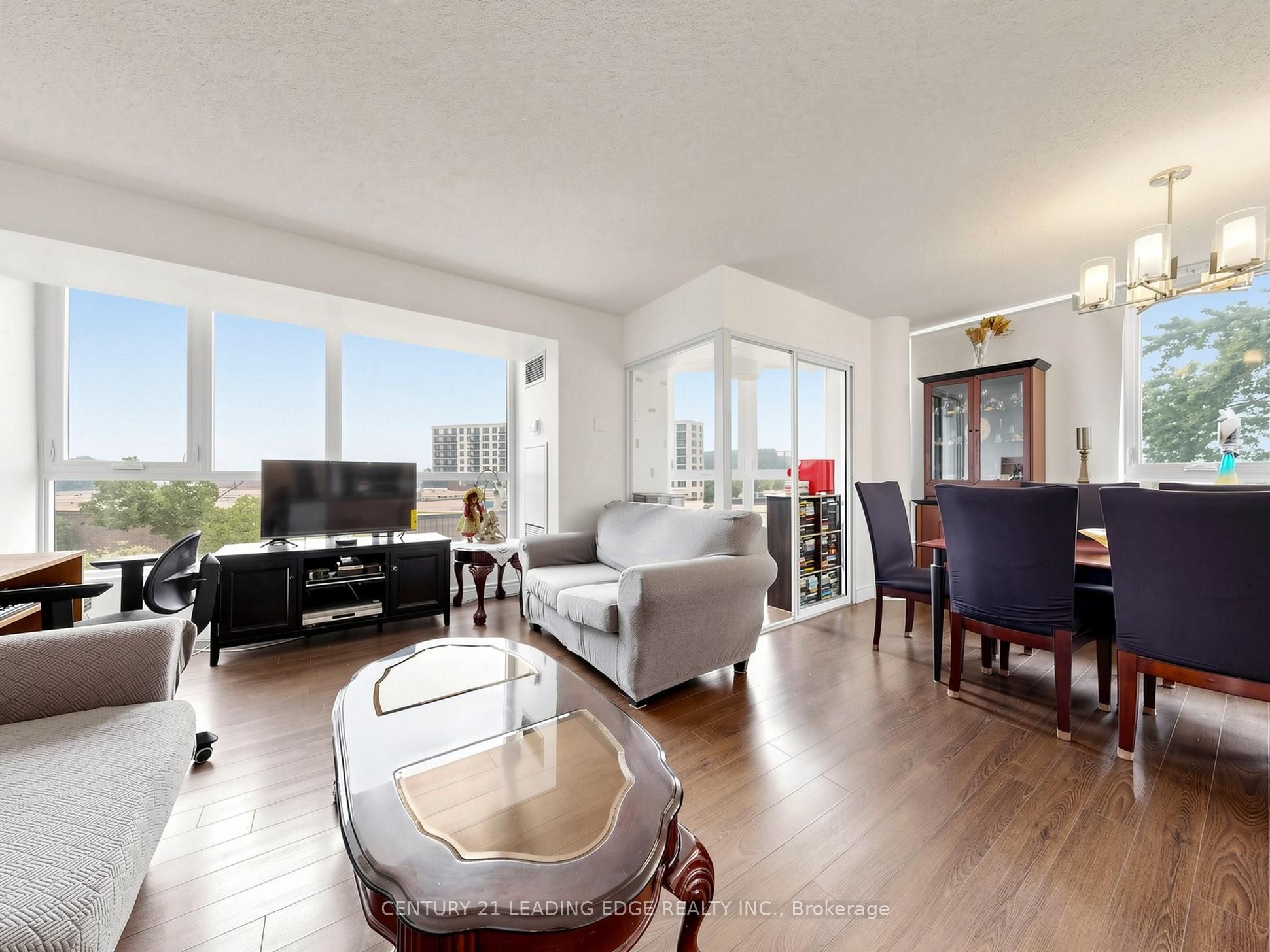 3231 Eglinton Avenue E 204 Property Photo 16