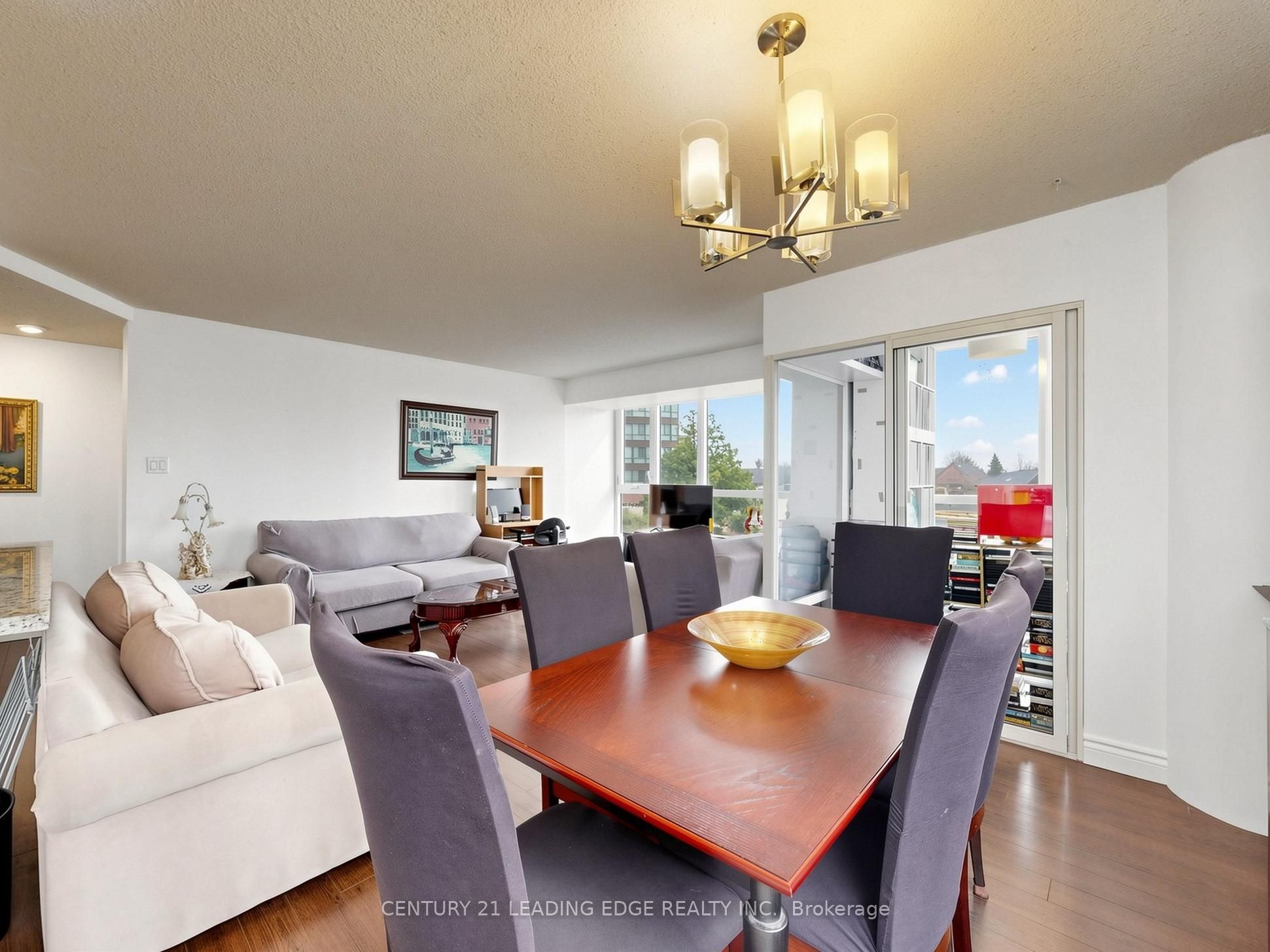 3231 Eglinton Avenue E 204 Property Photo 19
