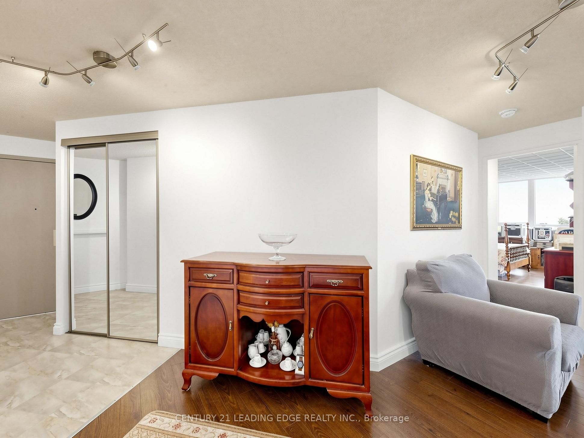 3231 Eglinton Avenue E 204 Property Photo 33