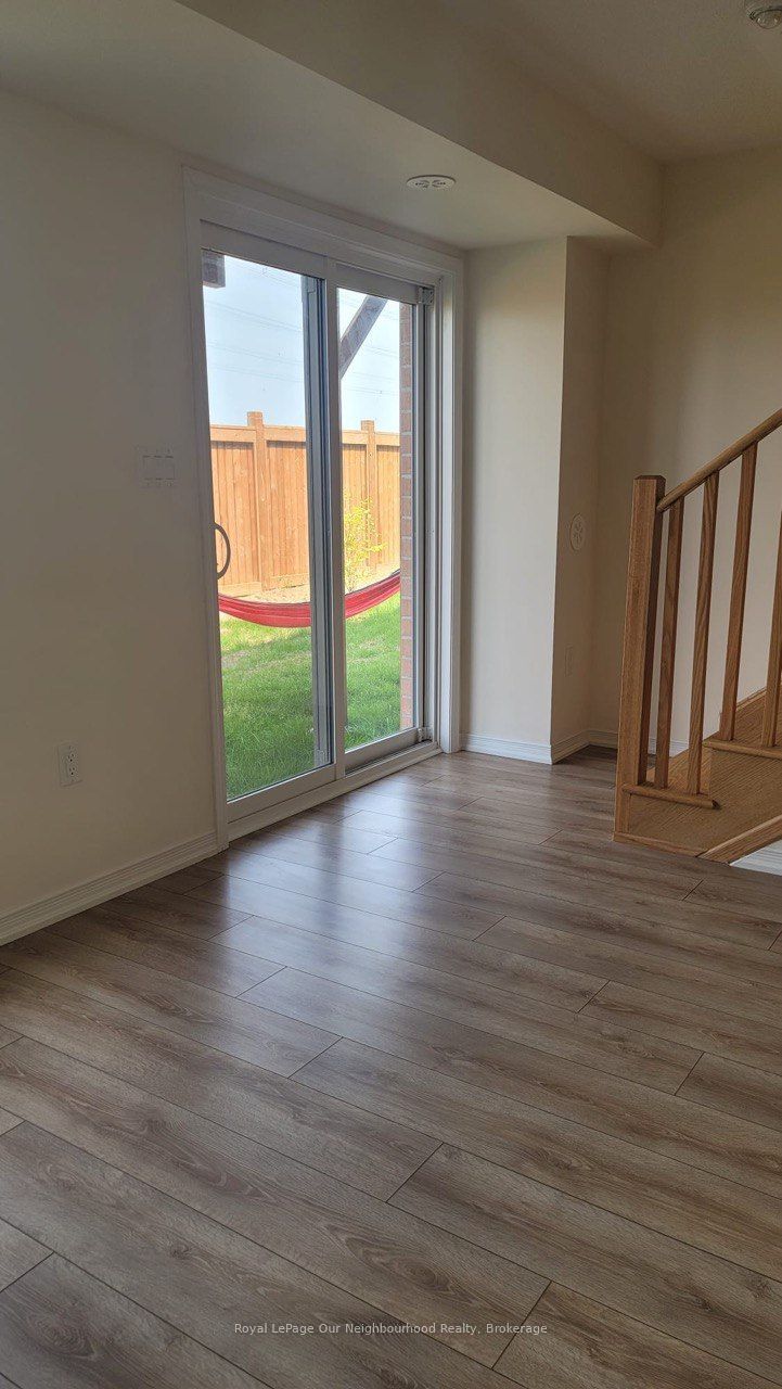 2663 Magdalen Path Property Photo 5