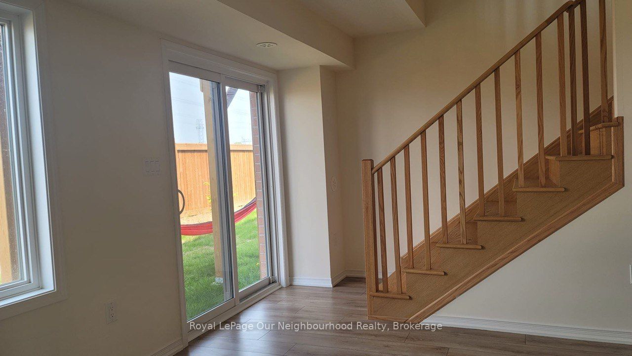 2663 Magdalen Path Property Photo 6