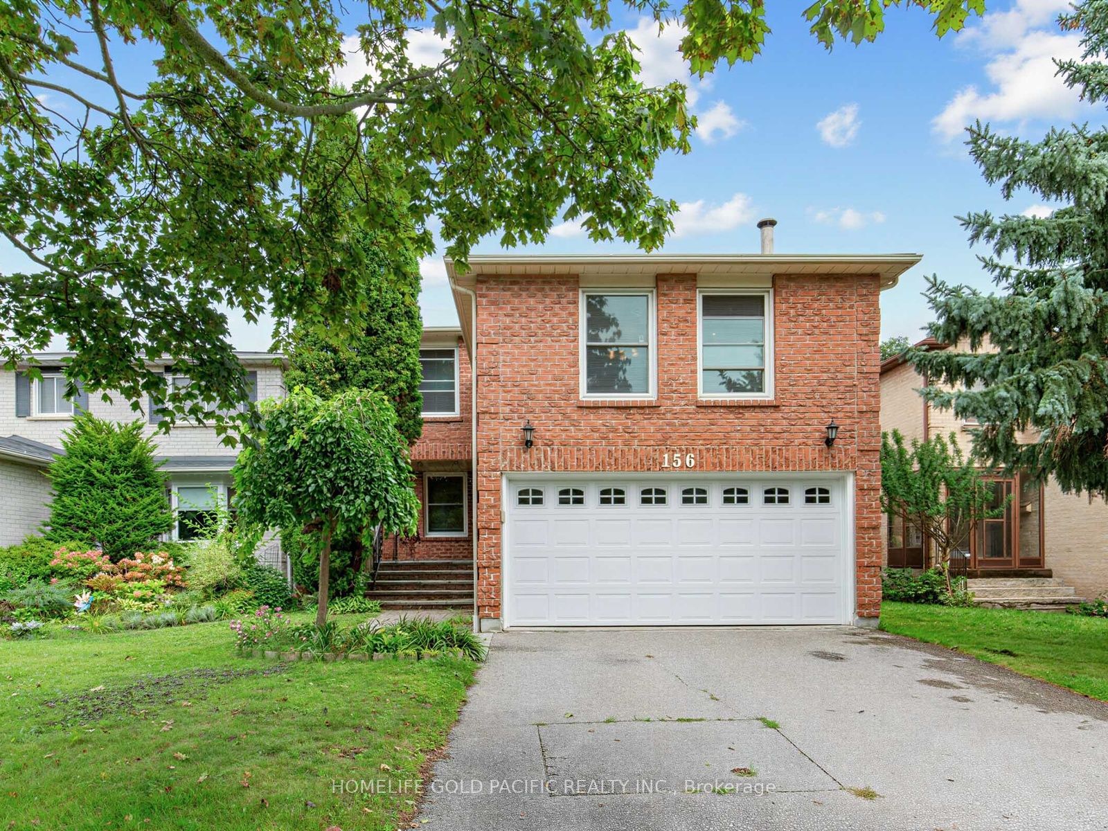 156 Ravenscroft Road Property Photo 2