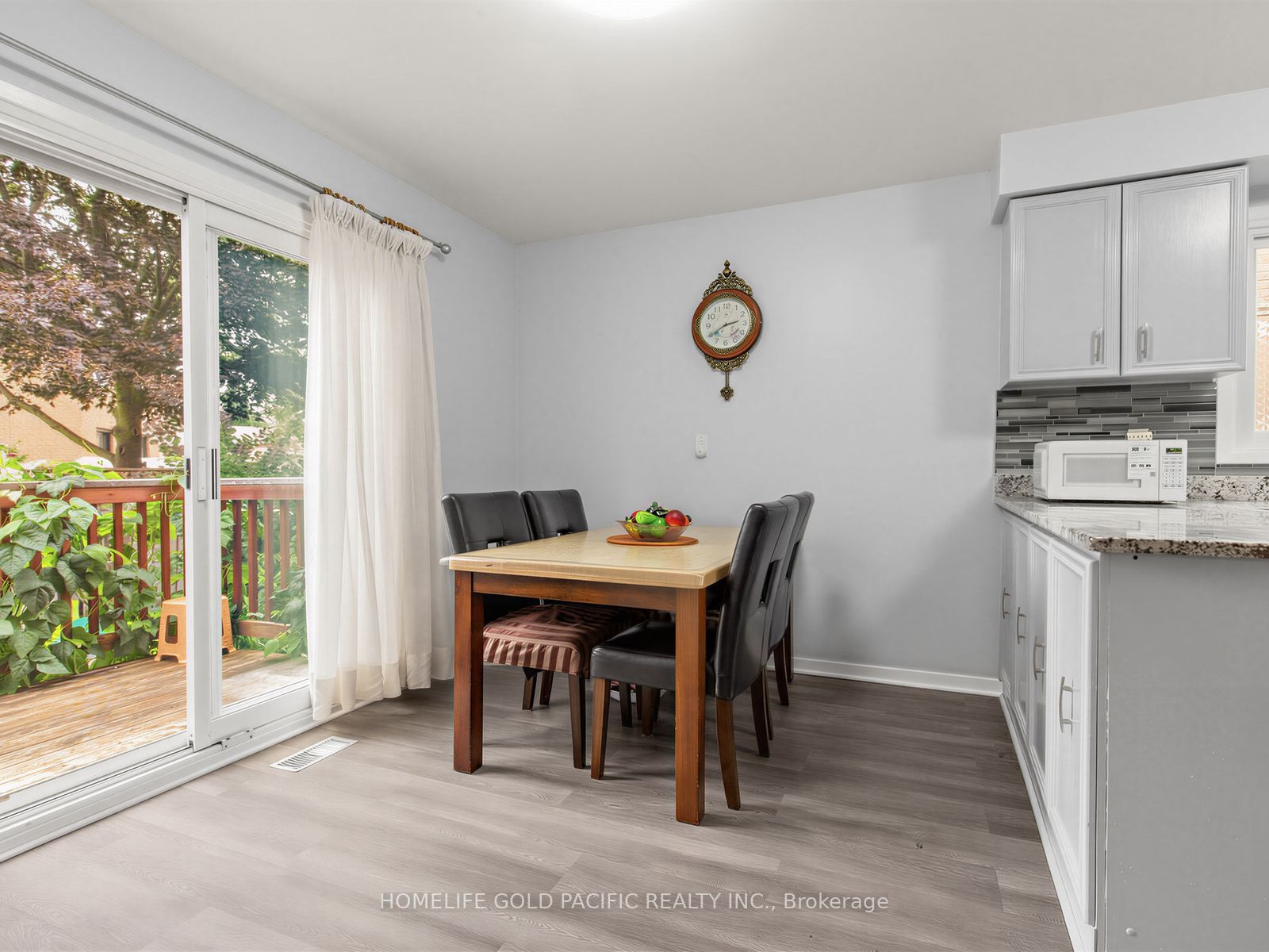 156 Ravenscroft Road Property Photo 11
