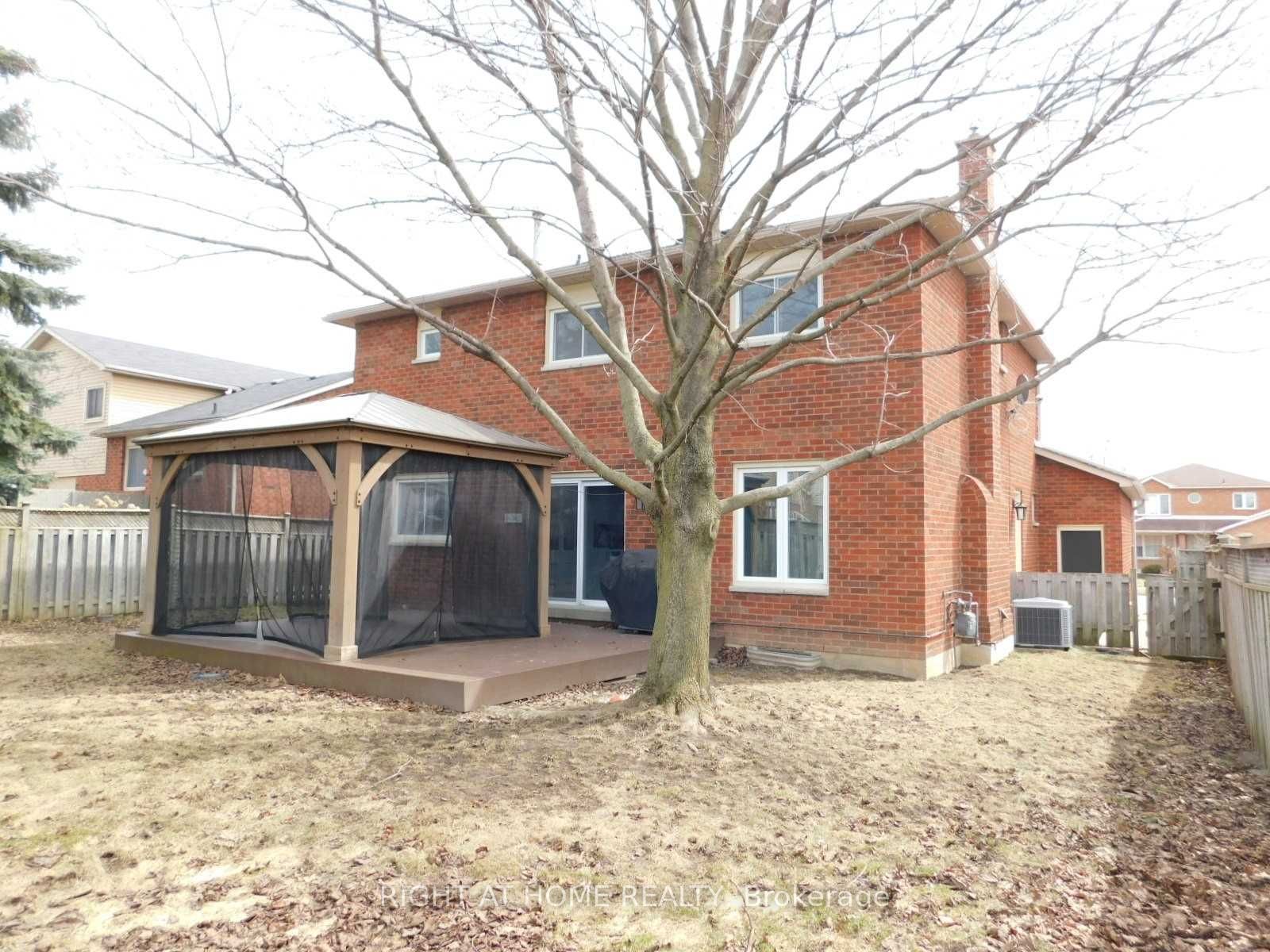128 William Stephenson Drive Property Photo 3
