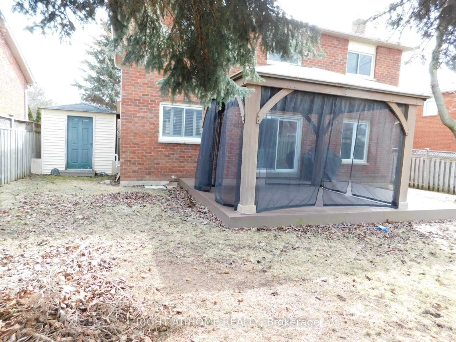 128 William Stephenson Drive Property Photo 4