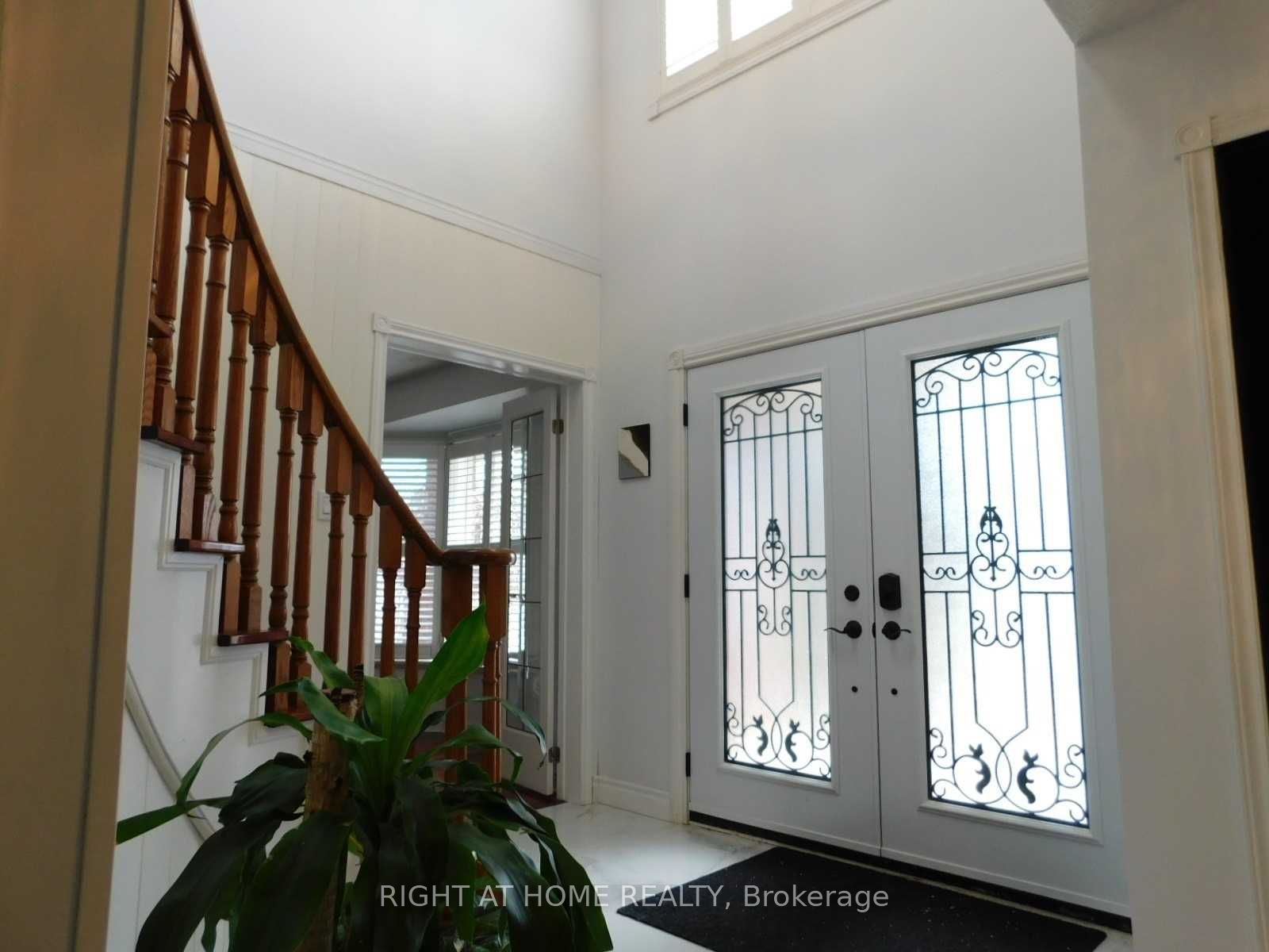 128 William Stephenson Drive Property Photo 8