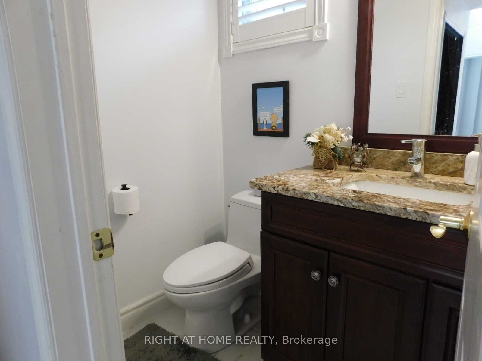 128 William Stephenson Drive Property Photo 9