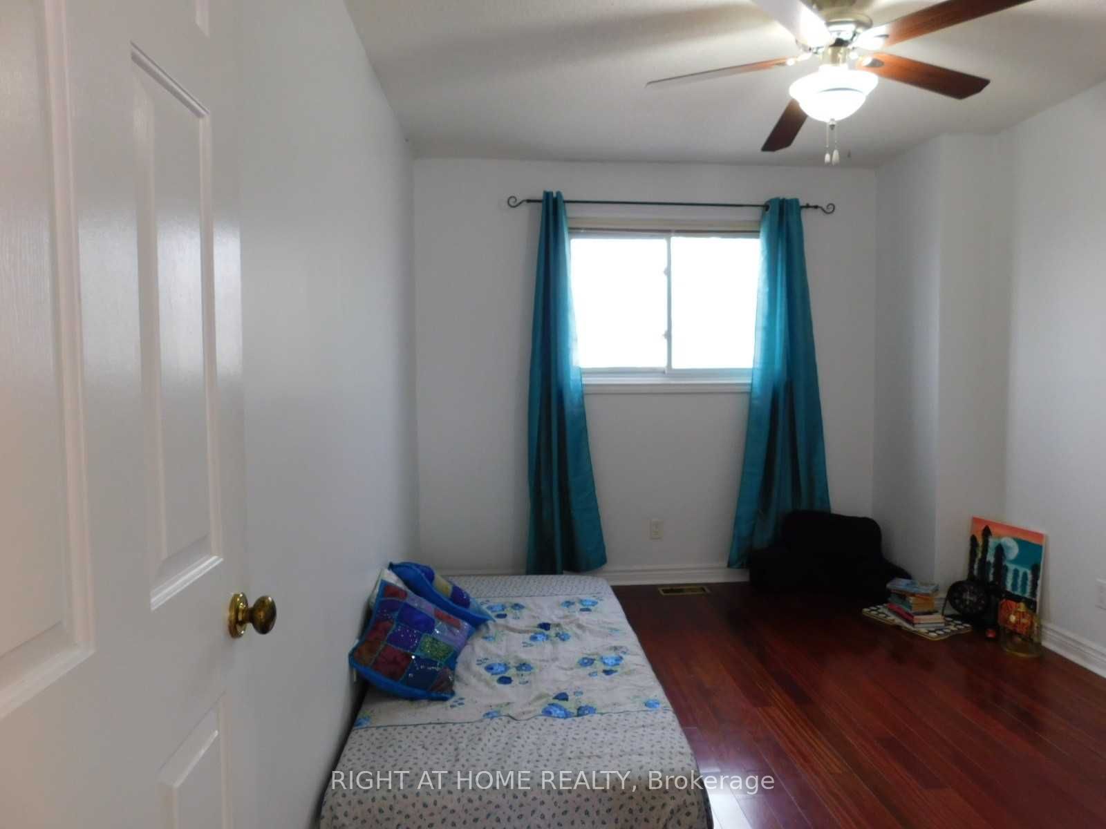 128 William Stephenson Drive Property Photo 16