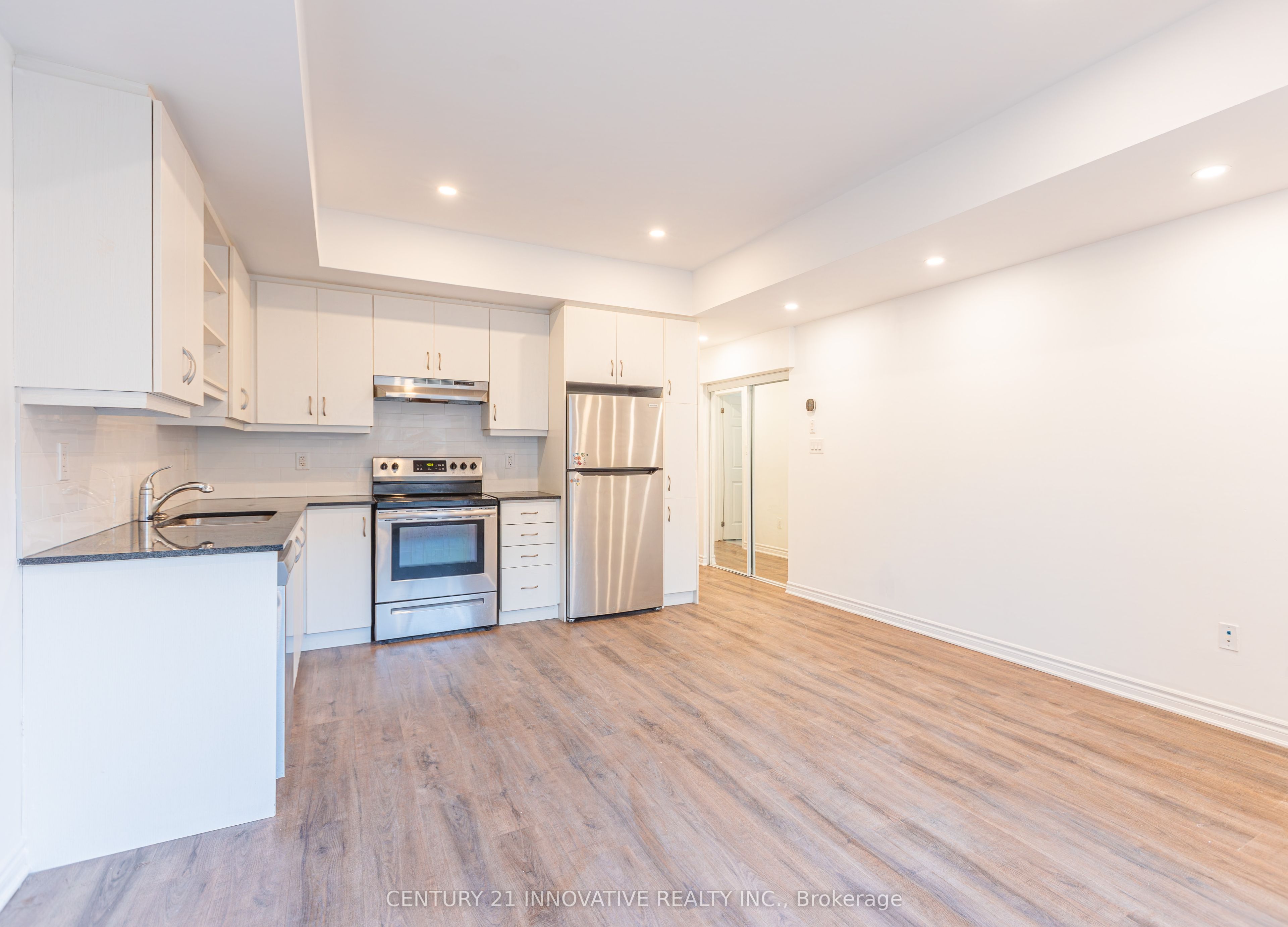 2791 Eglinton Avenue E 511 Property Photo 11