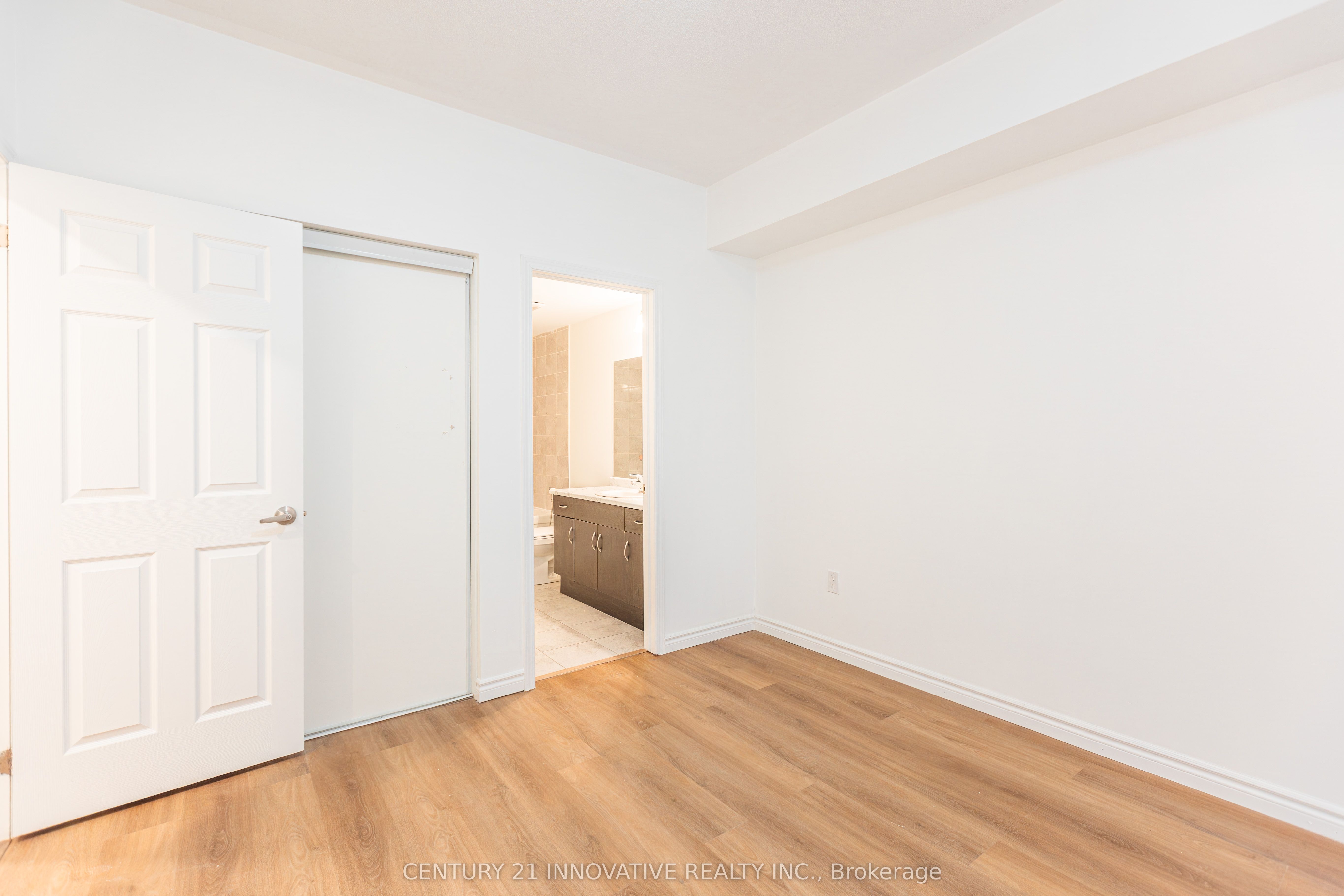 2791 Eglinton Avenue E 511 Property Photo 13