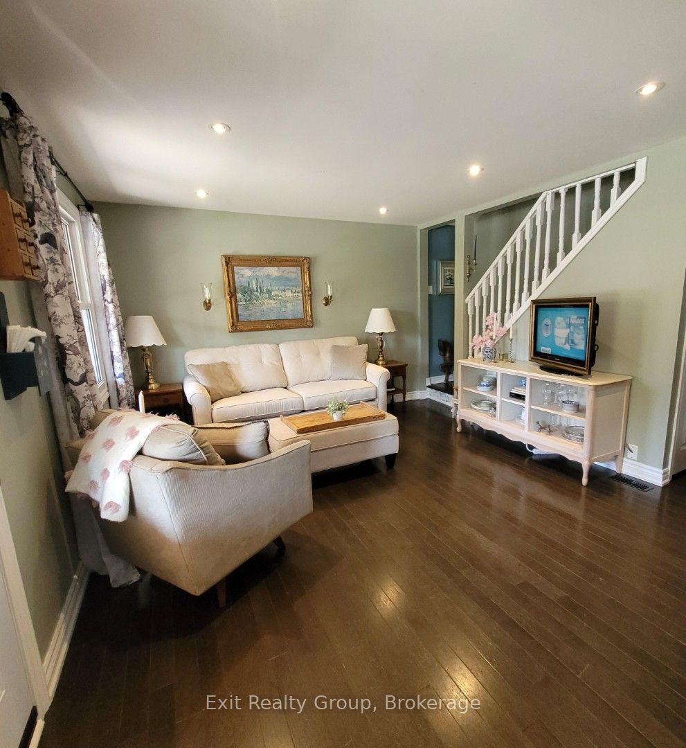 100 Arlington Avenue Property Photo 6