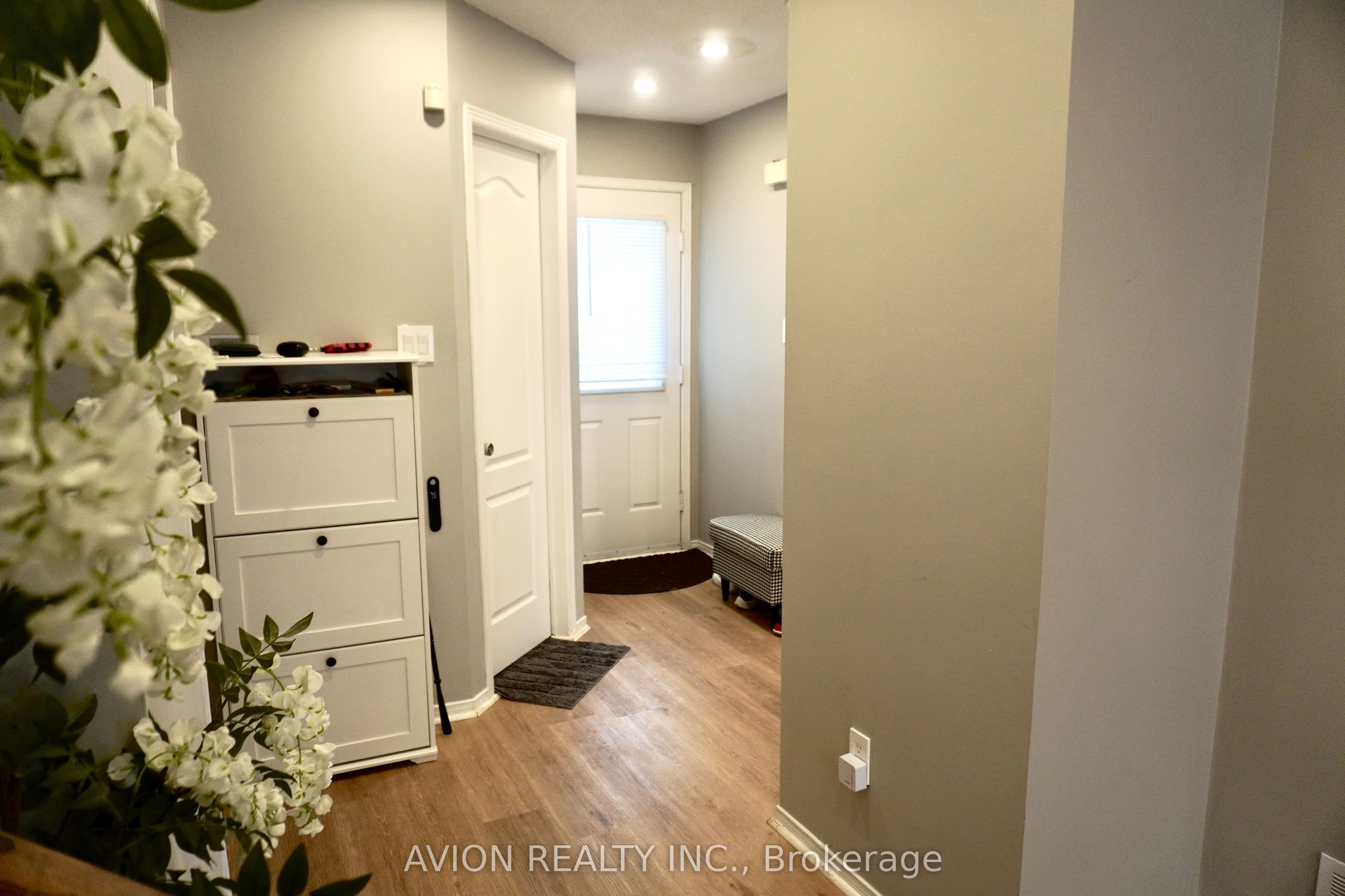 70 Barnes Drive Property Photo 7