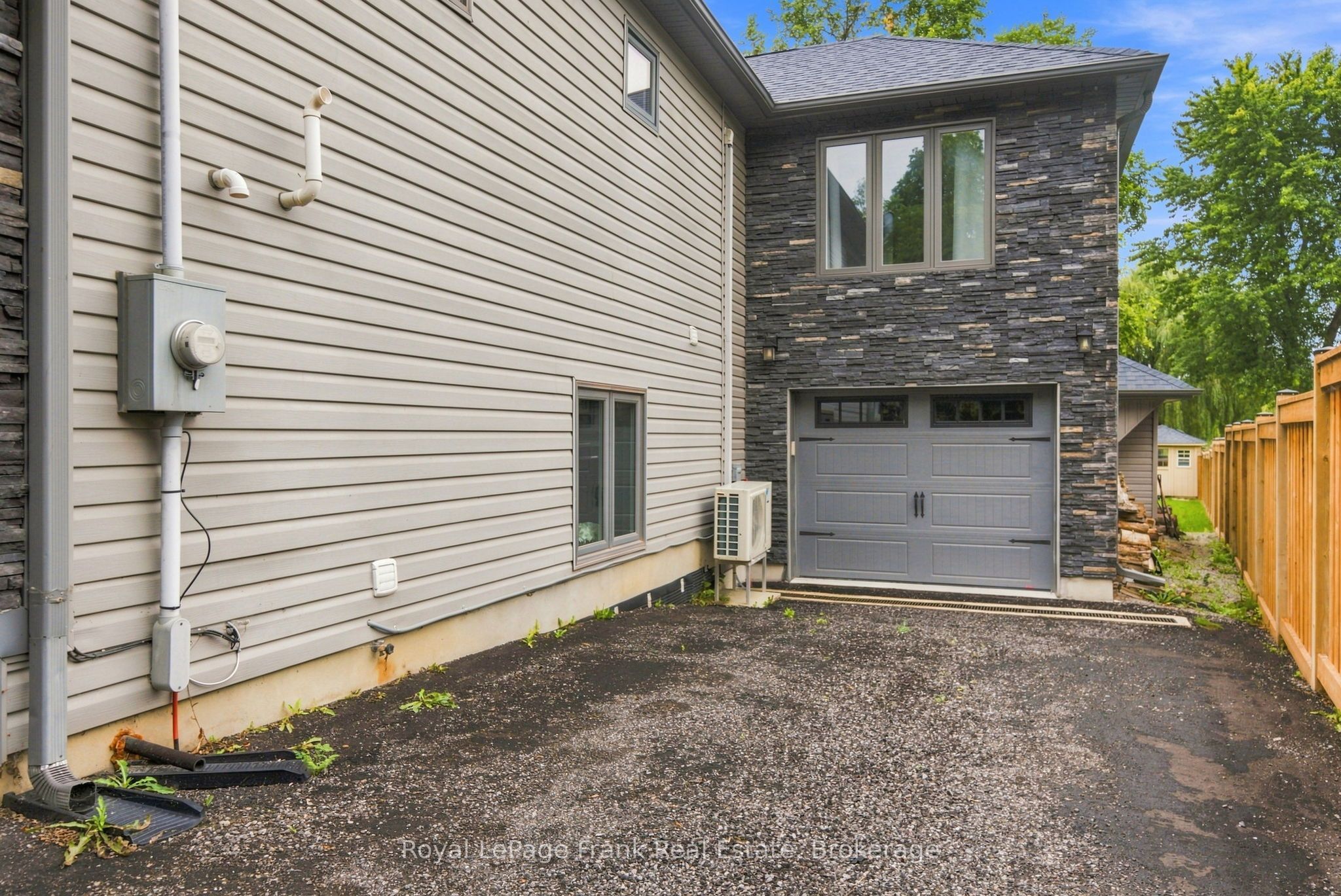 526 View Lake Road Property Photo 10