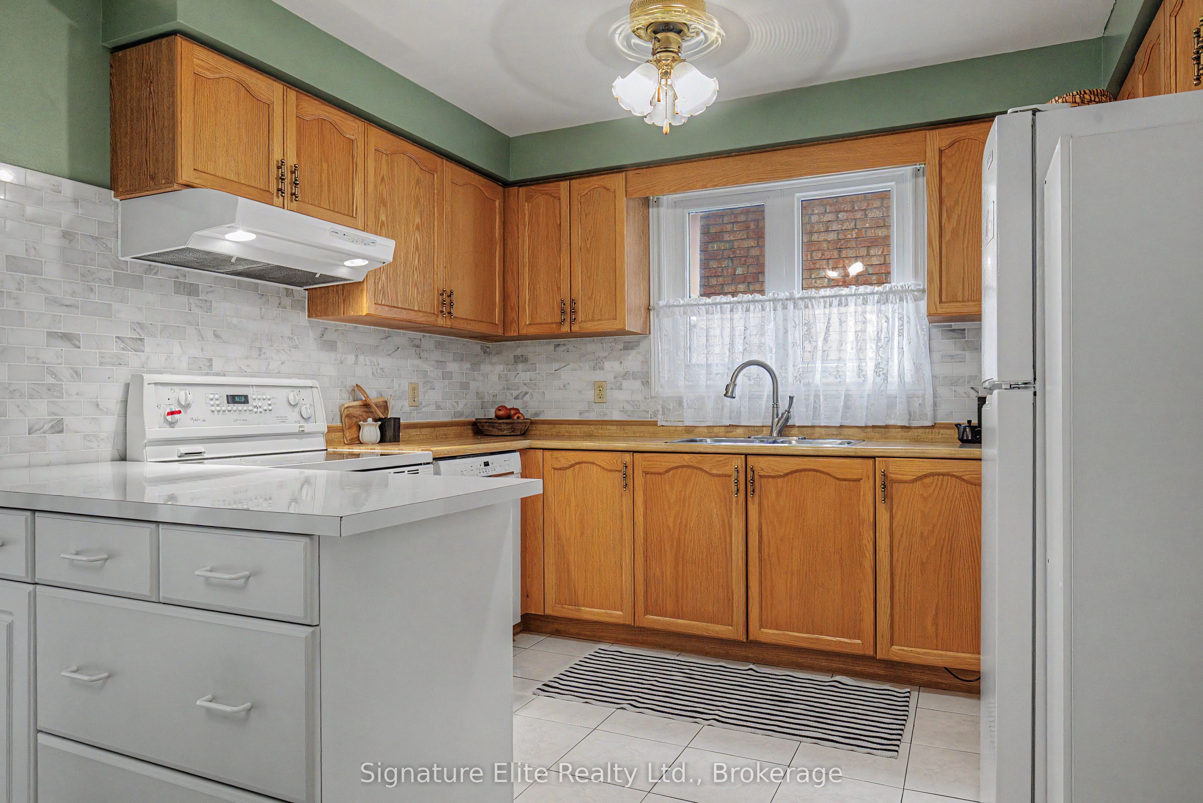 33 Waller Street Property Photo 8
