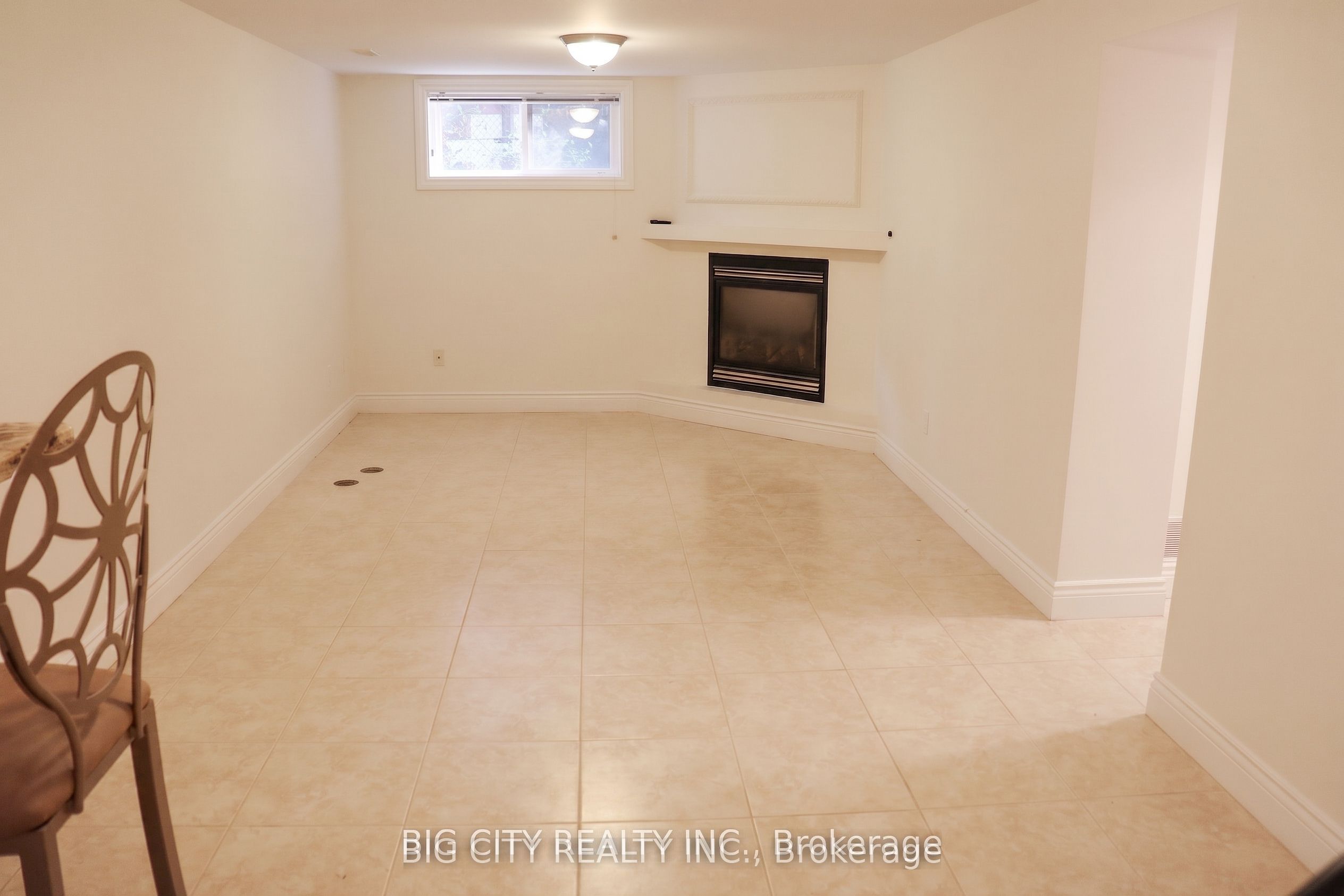 30 Lozoway Drive Lower Property Photo 15