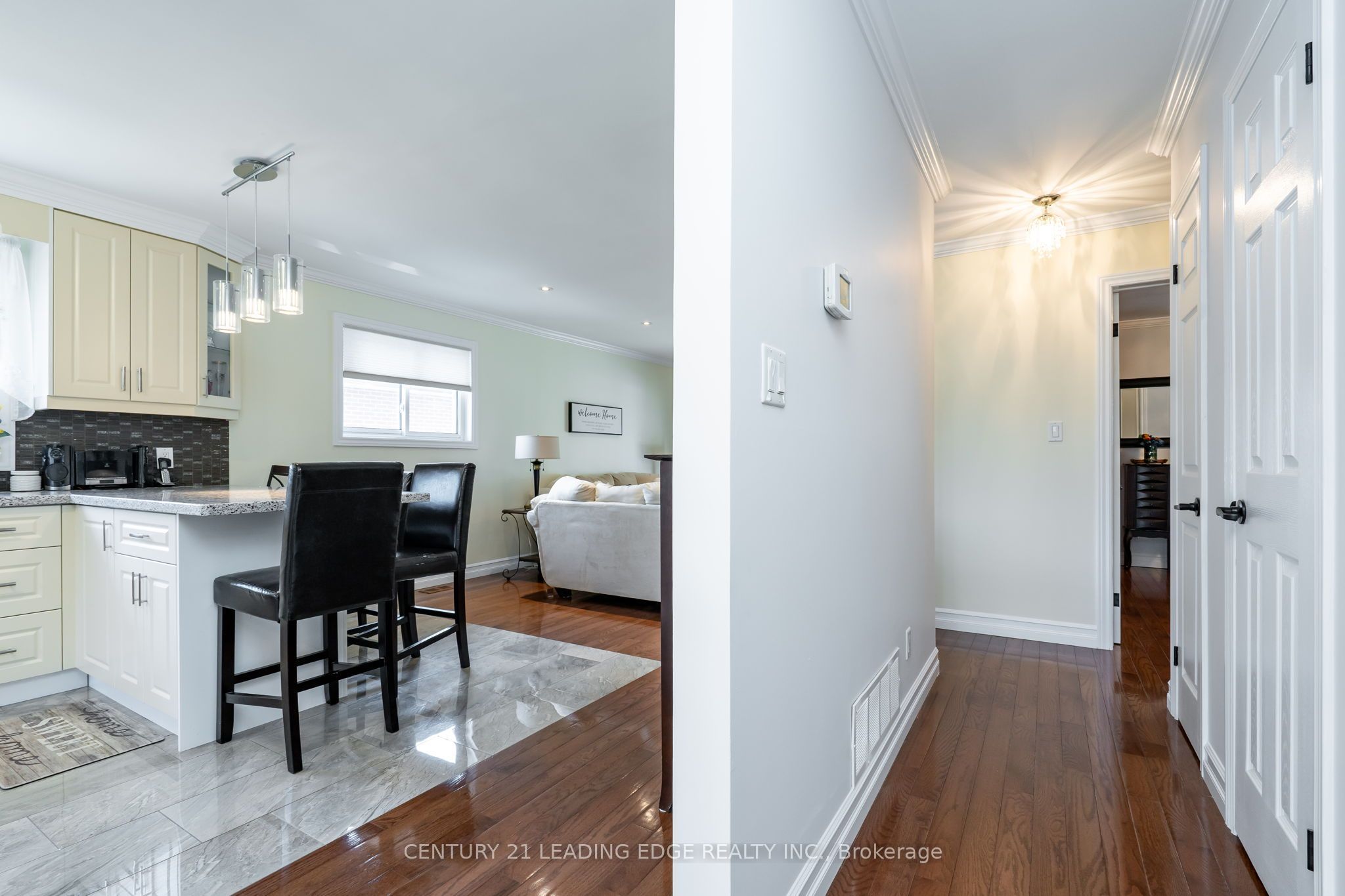 258 Nipigon Street Property Photo 4